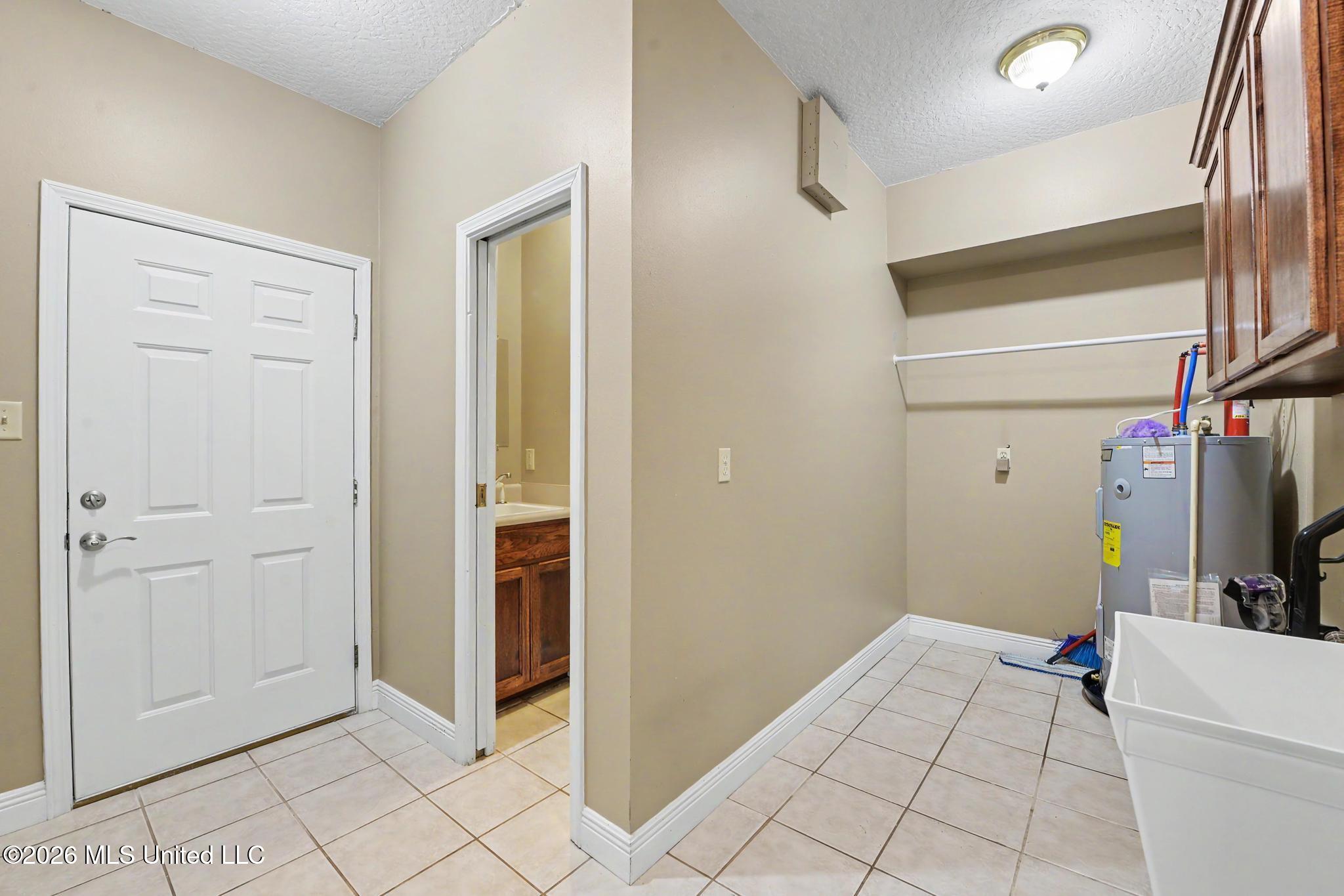 7504 Park Ridge Drive Property Photo 31