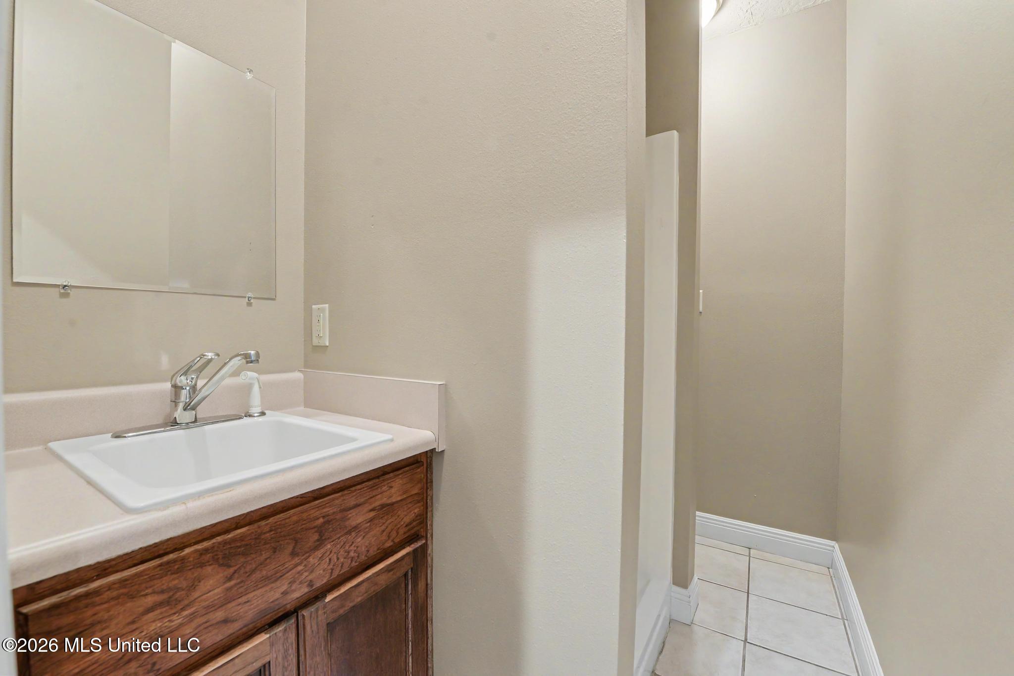 7504 Park Ridge Drive Property Photo 32