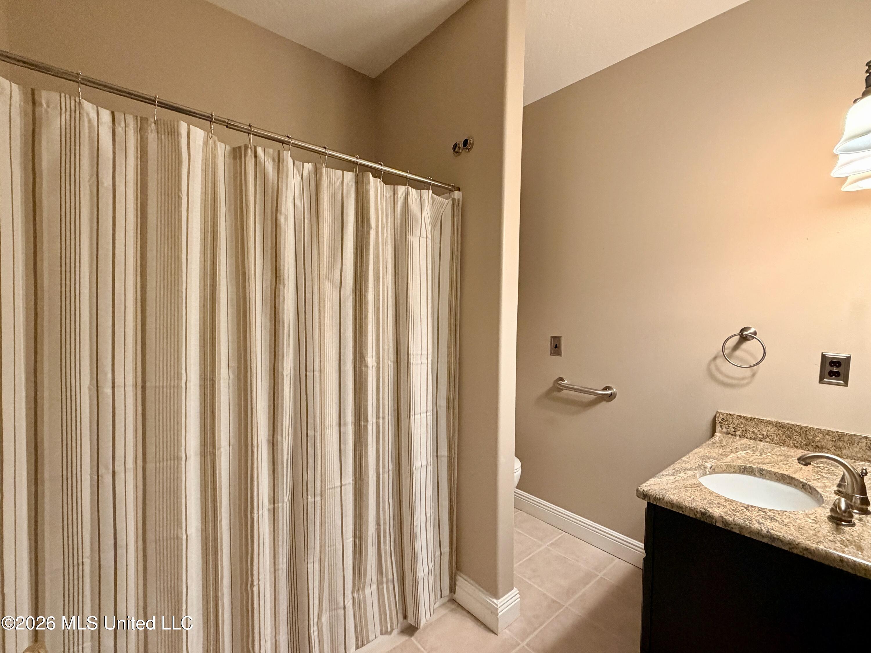 7504 Park Ridge Drive Property Photo 34
