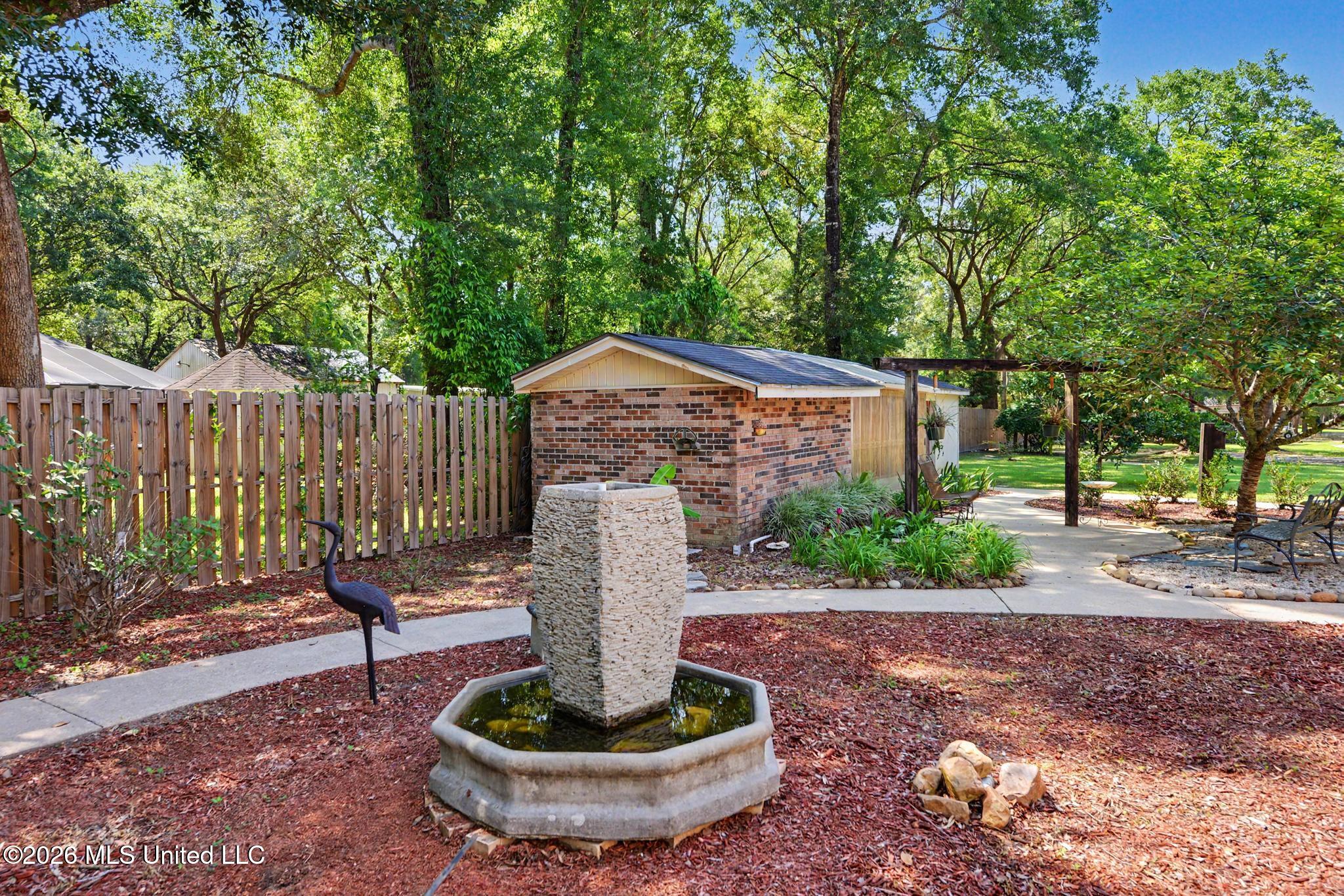 7504 Park Ridge Drive Property Photo 34