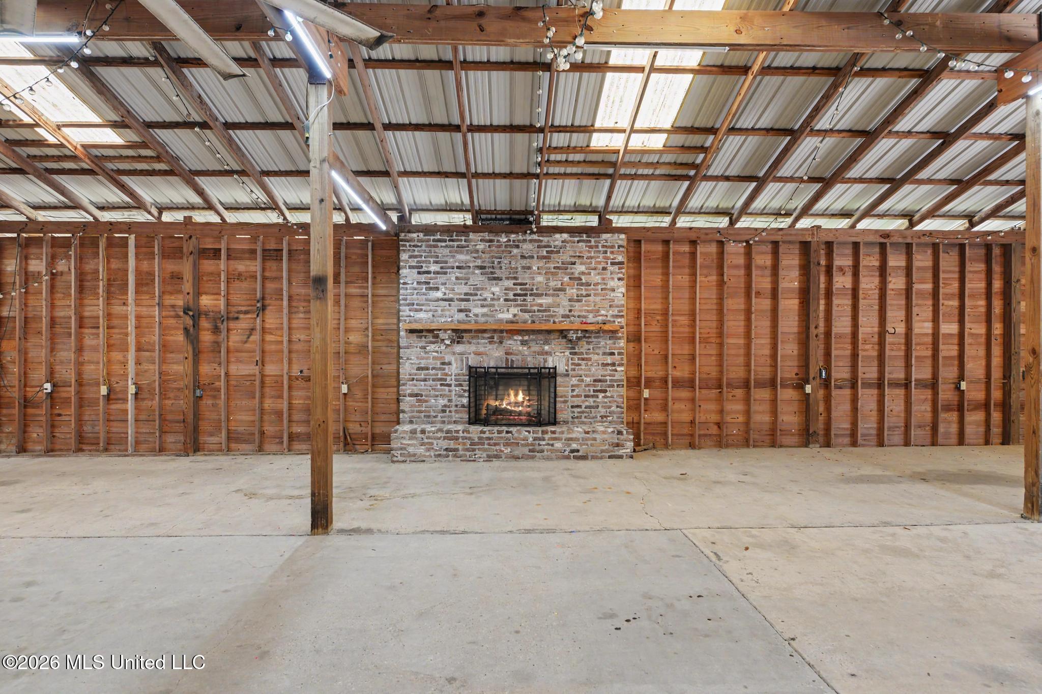 7504 Park Ridge Drive Property Photo 48