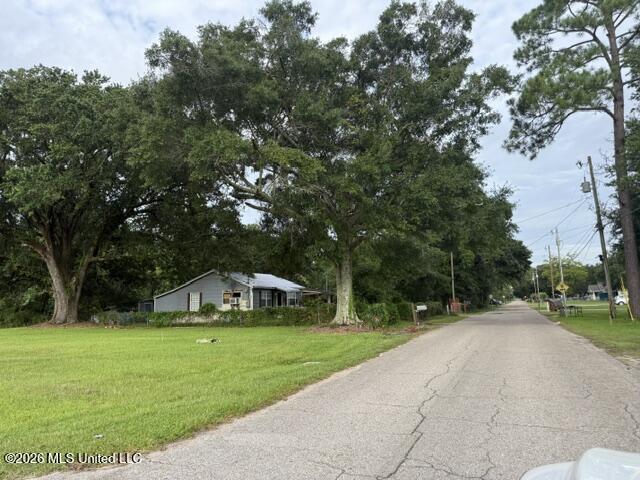3029 N Highland Avenue Property Photo 3