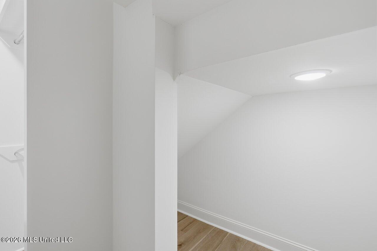 256 Arbor Trail Property Photo 28