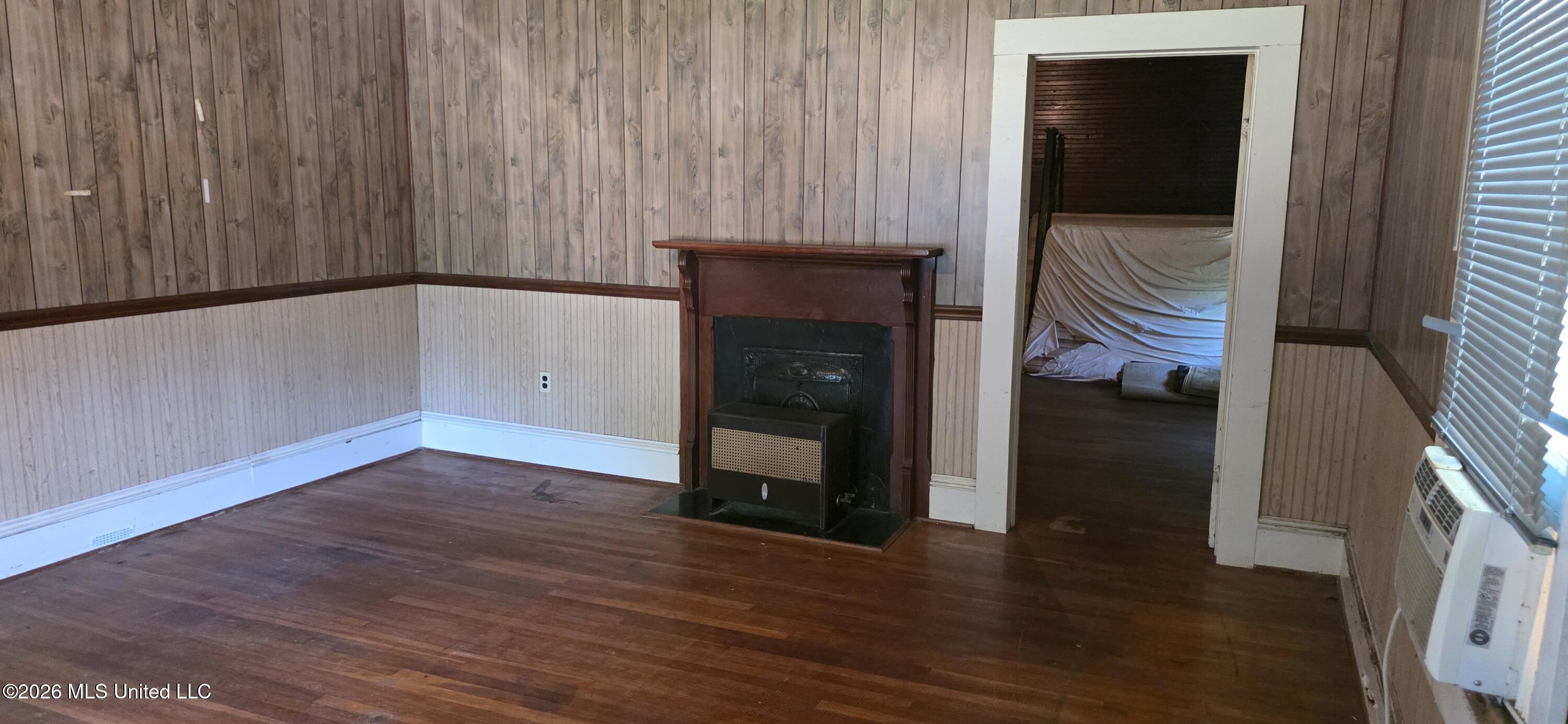 425 Cameron Street Property Photo 48