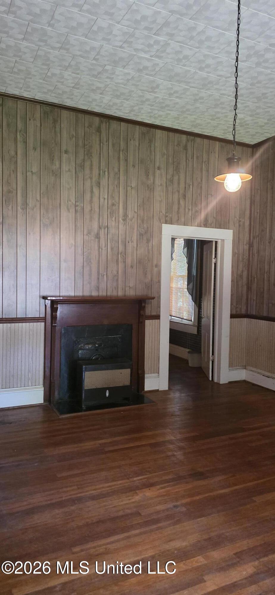 425 Cameron Street Property Photo 55