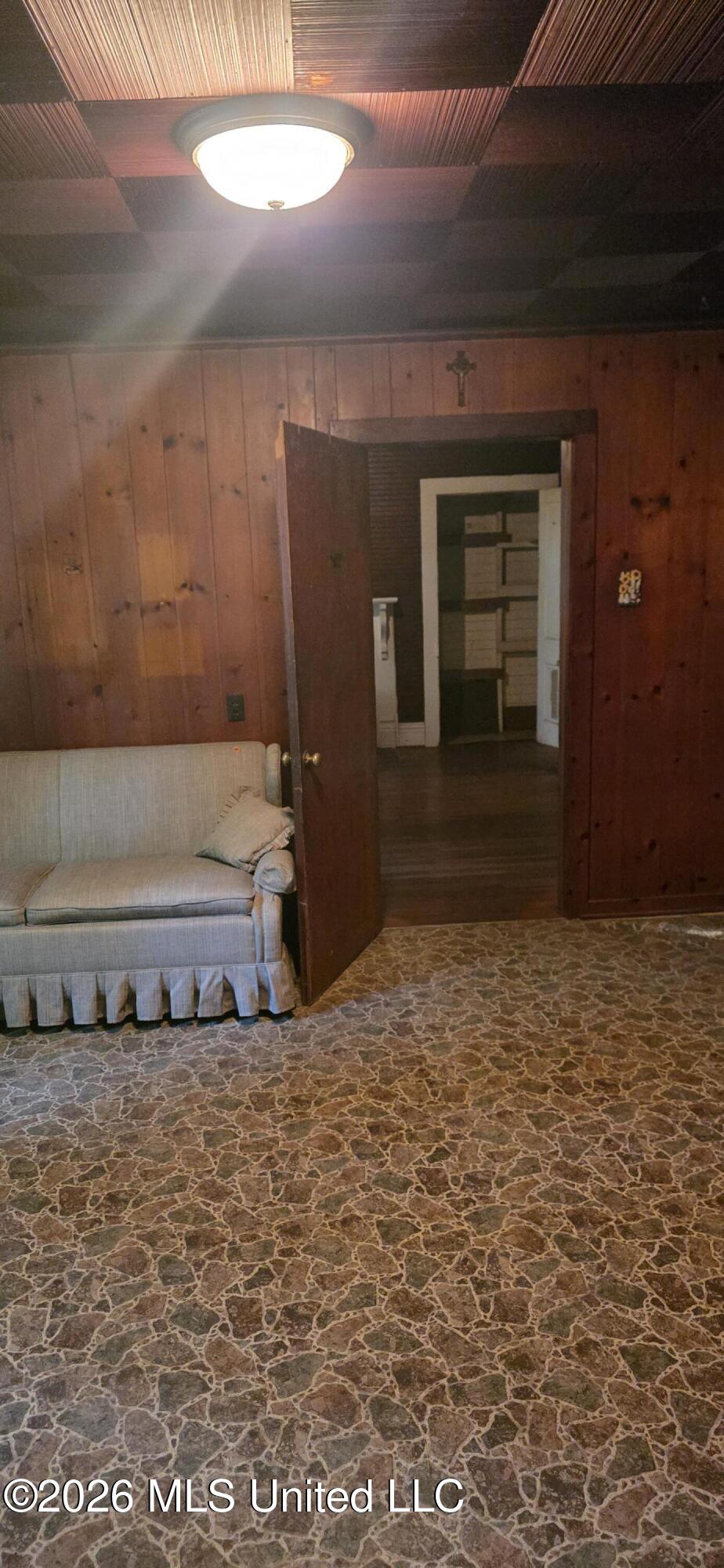 425 Cameron Street Property Photo 75