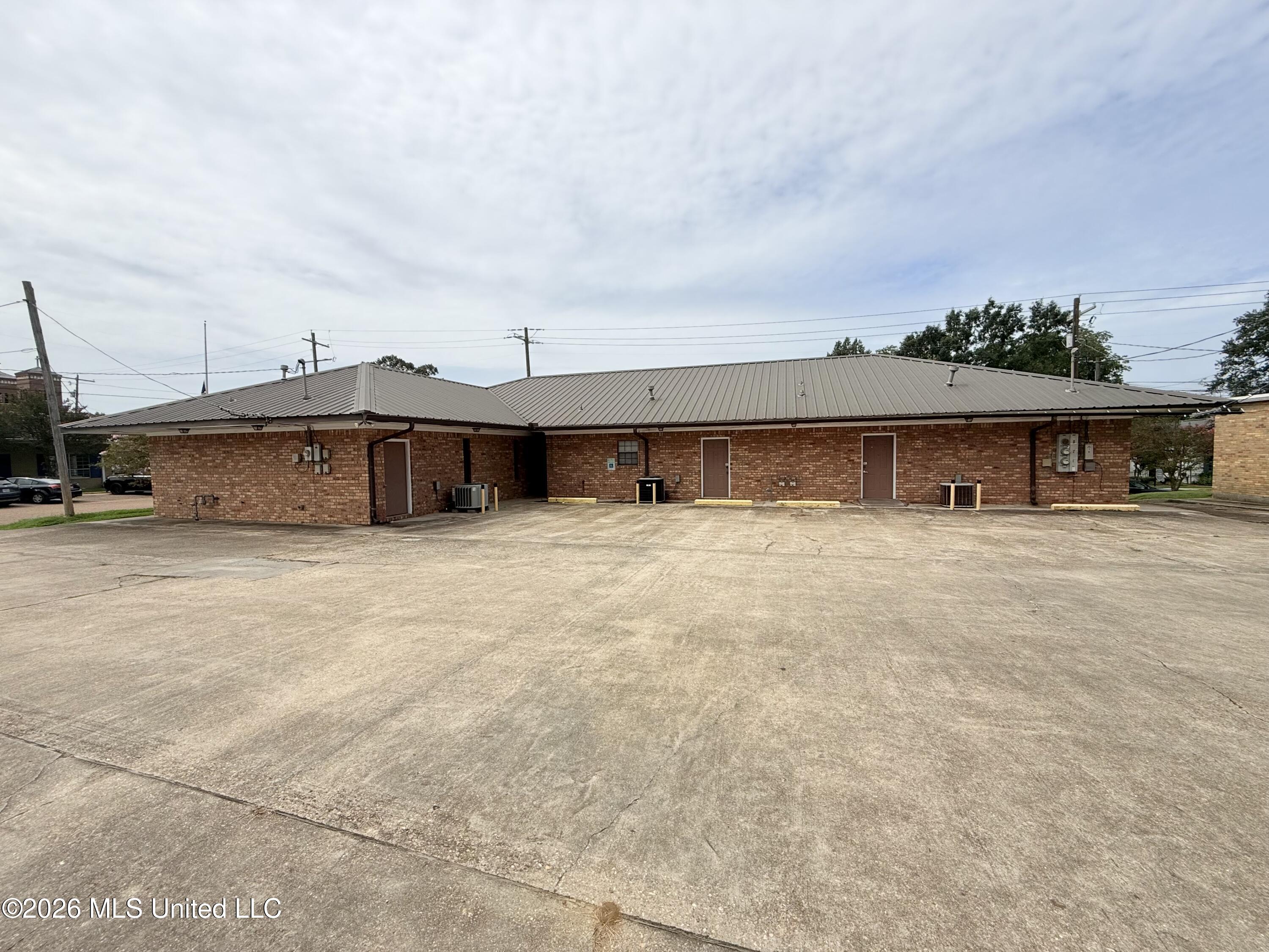 604 Delaware Avenue Property Photo 33