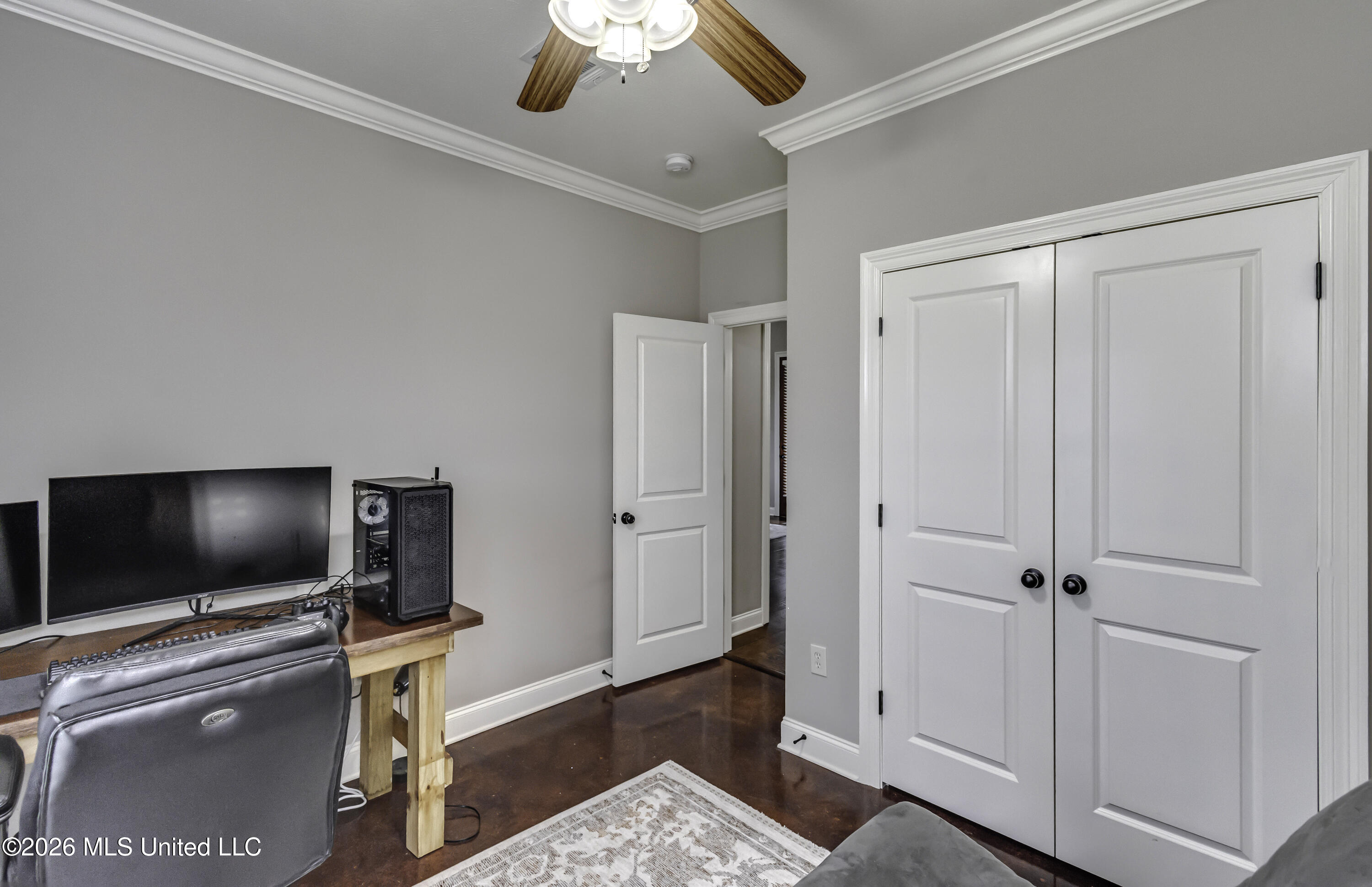 303 Ridge Pointe Drive Property Photo 26