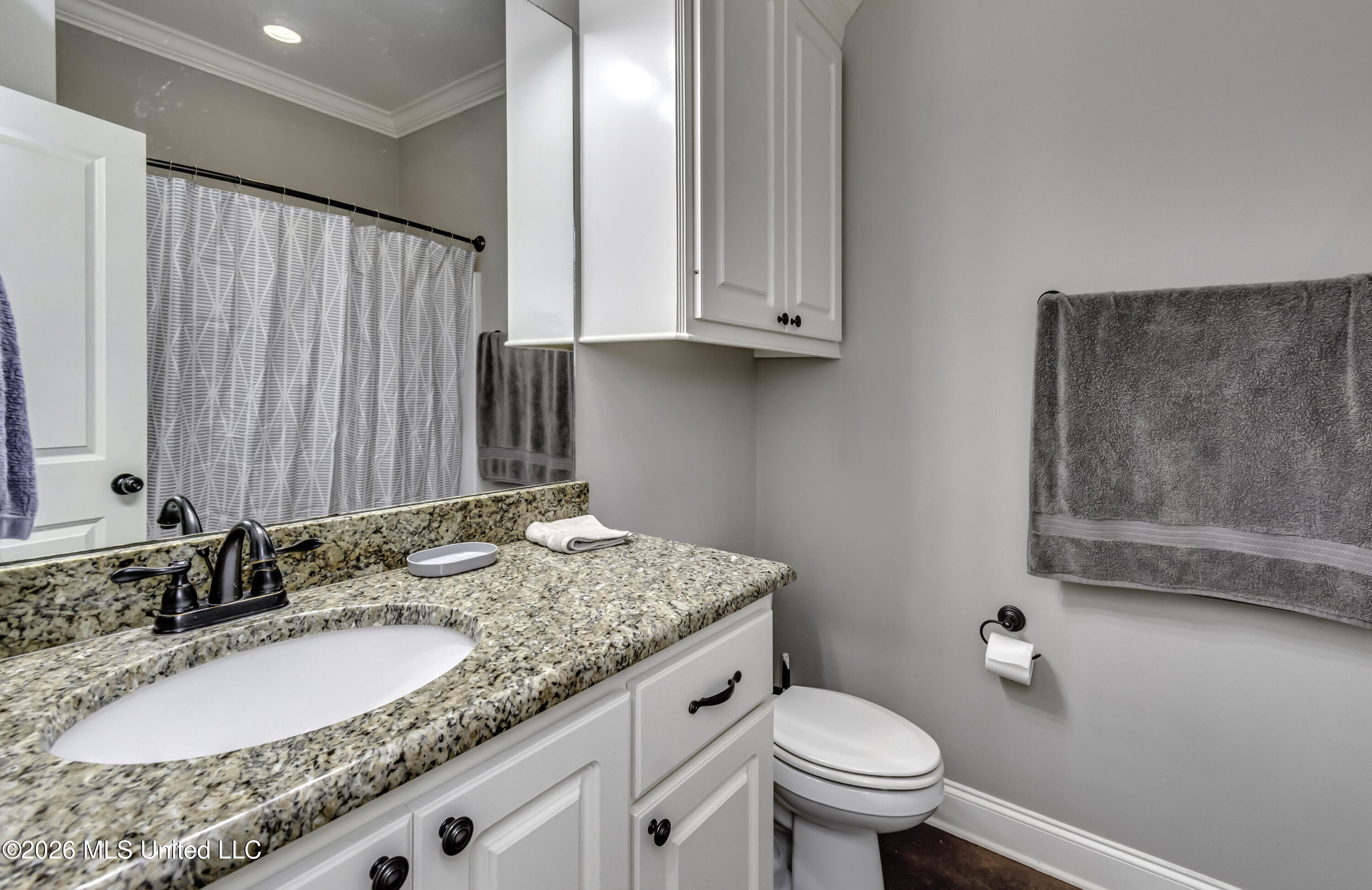 303 Ridge Pointe Drive Property Photo 29