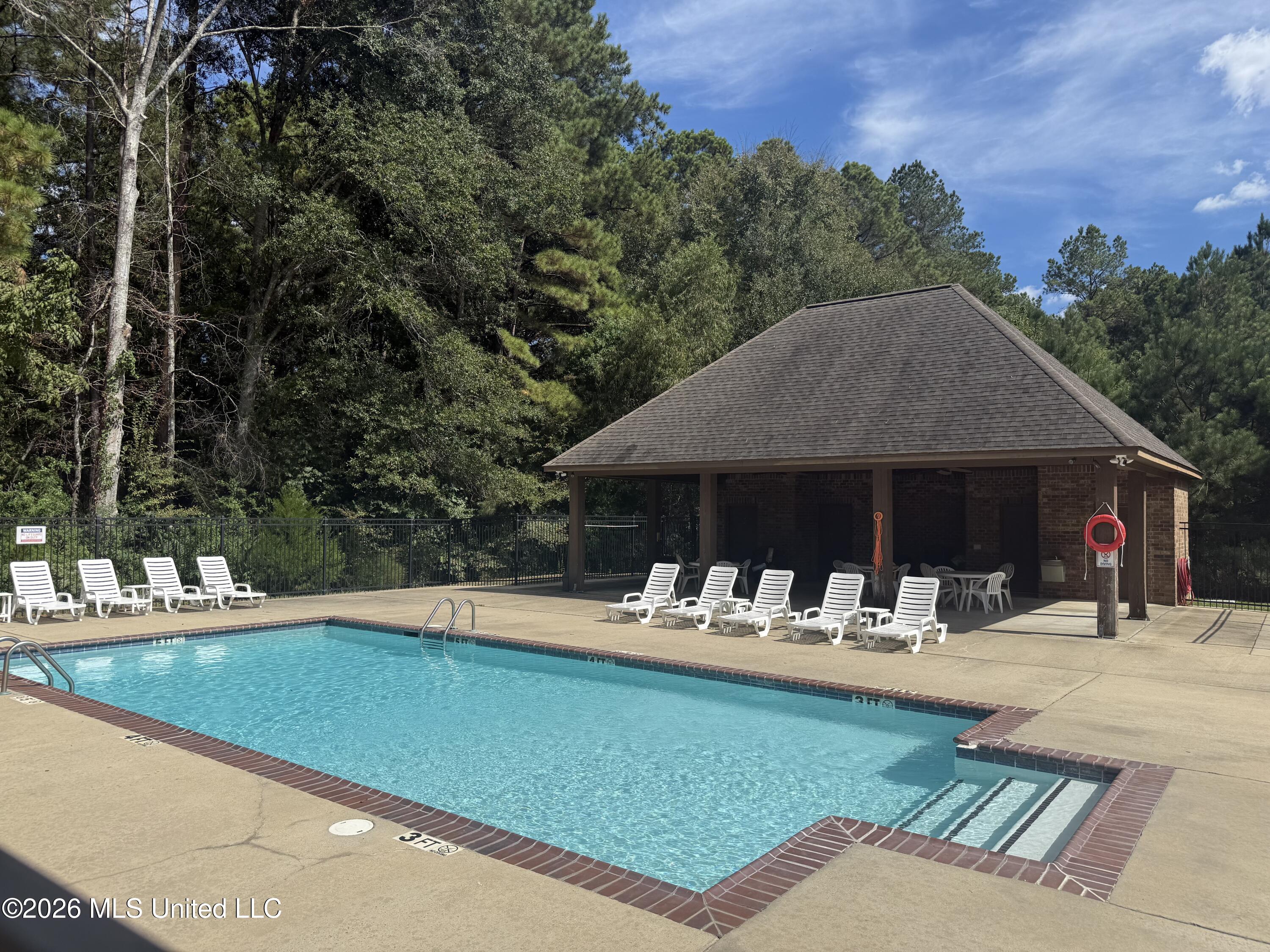303 Ridge Pointe Drive Property Photo 52