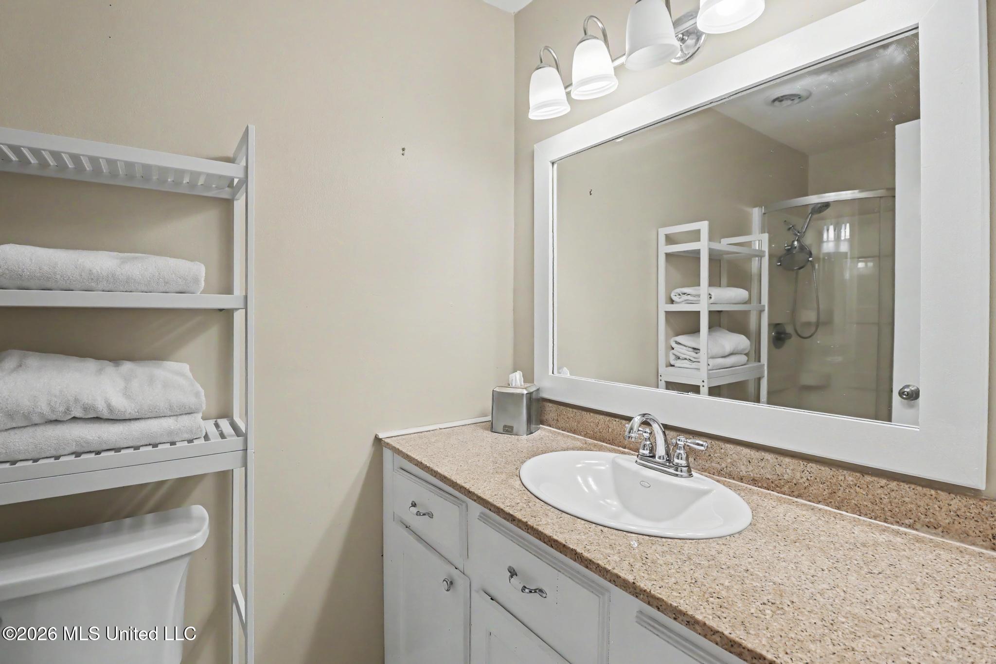 897 Auburn Drive Property Photo 11