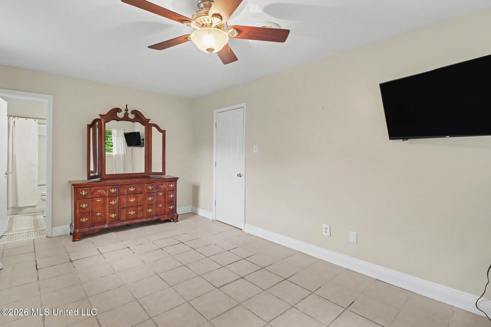 897 Auburn Drive Property Photo 17
