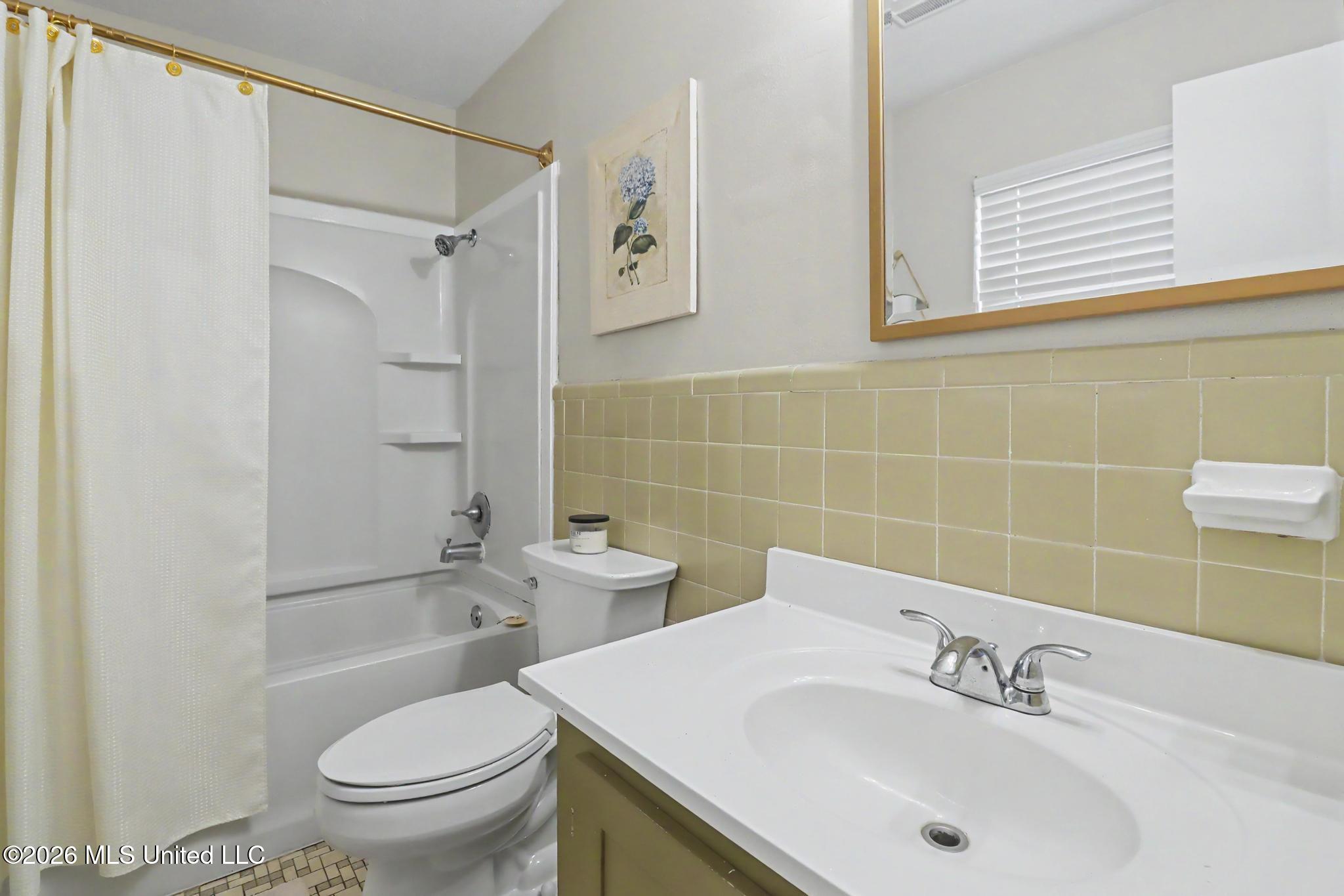 897 Auburn Drive Property Photo 18