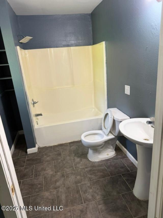 6013 E Greene Street Property Photo 5