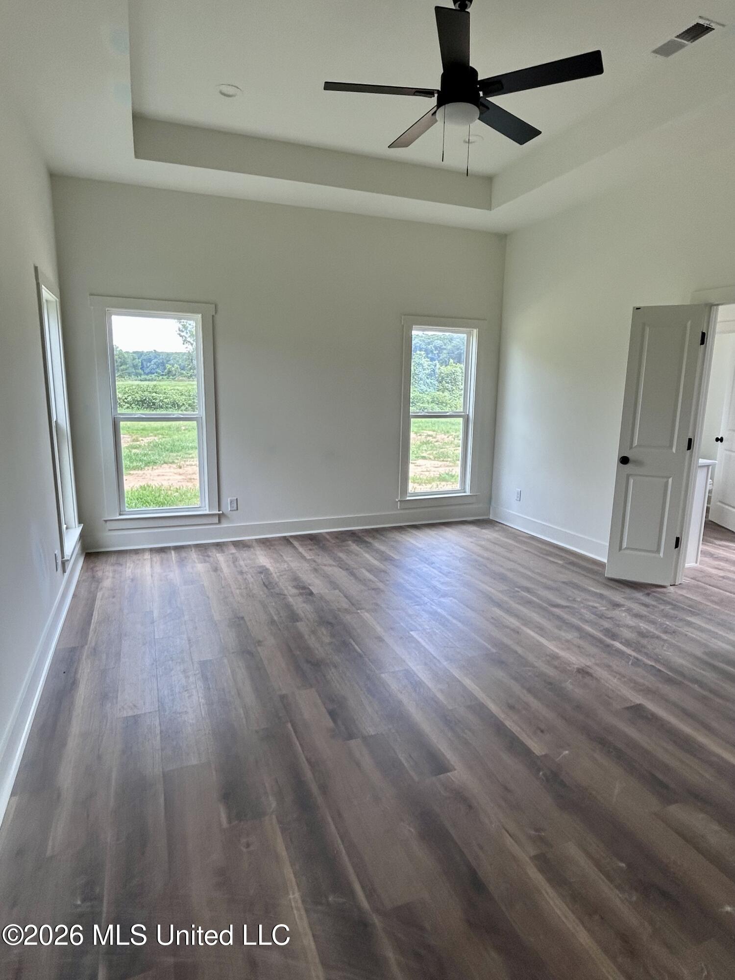 1316 Pebble Cove South Property Photo 5