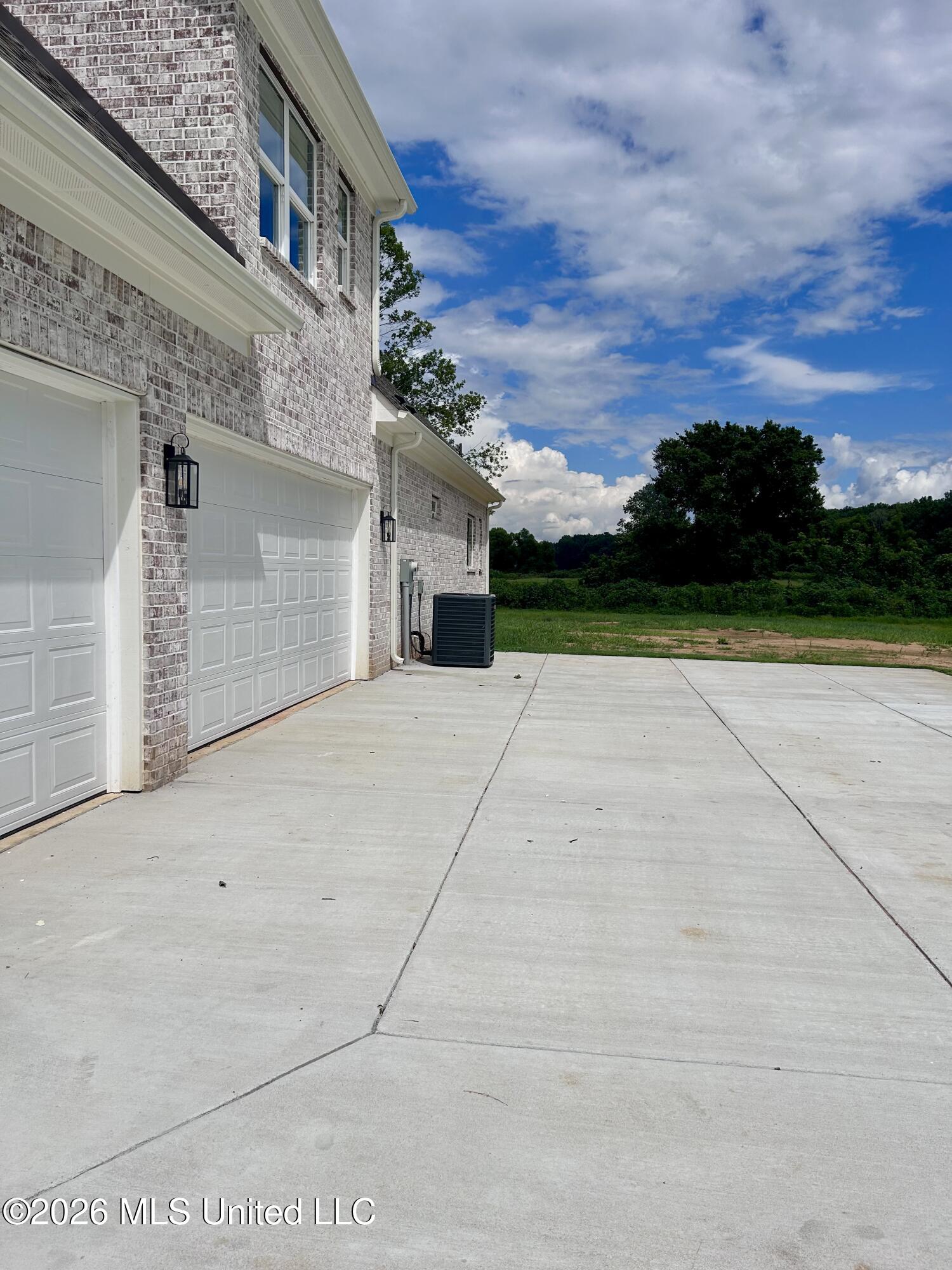 1316 Pebble Cove South Property Photo 13