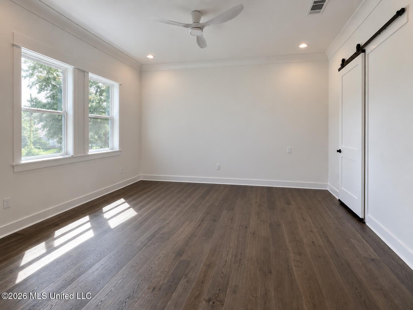 120 Grosvenor Place Property Photo 22