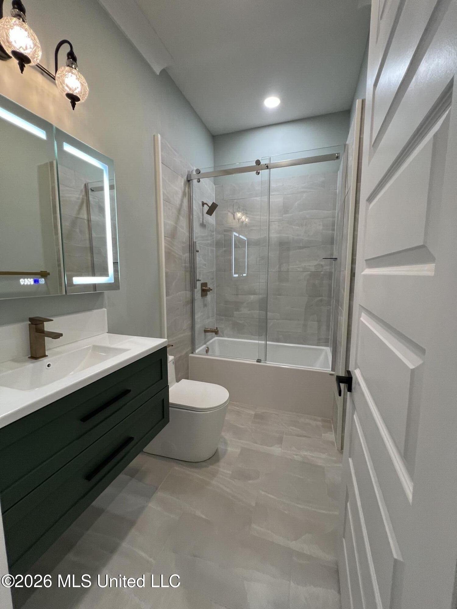 120 Grosvenor Place Property Photo 39
