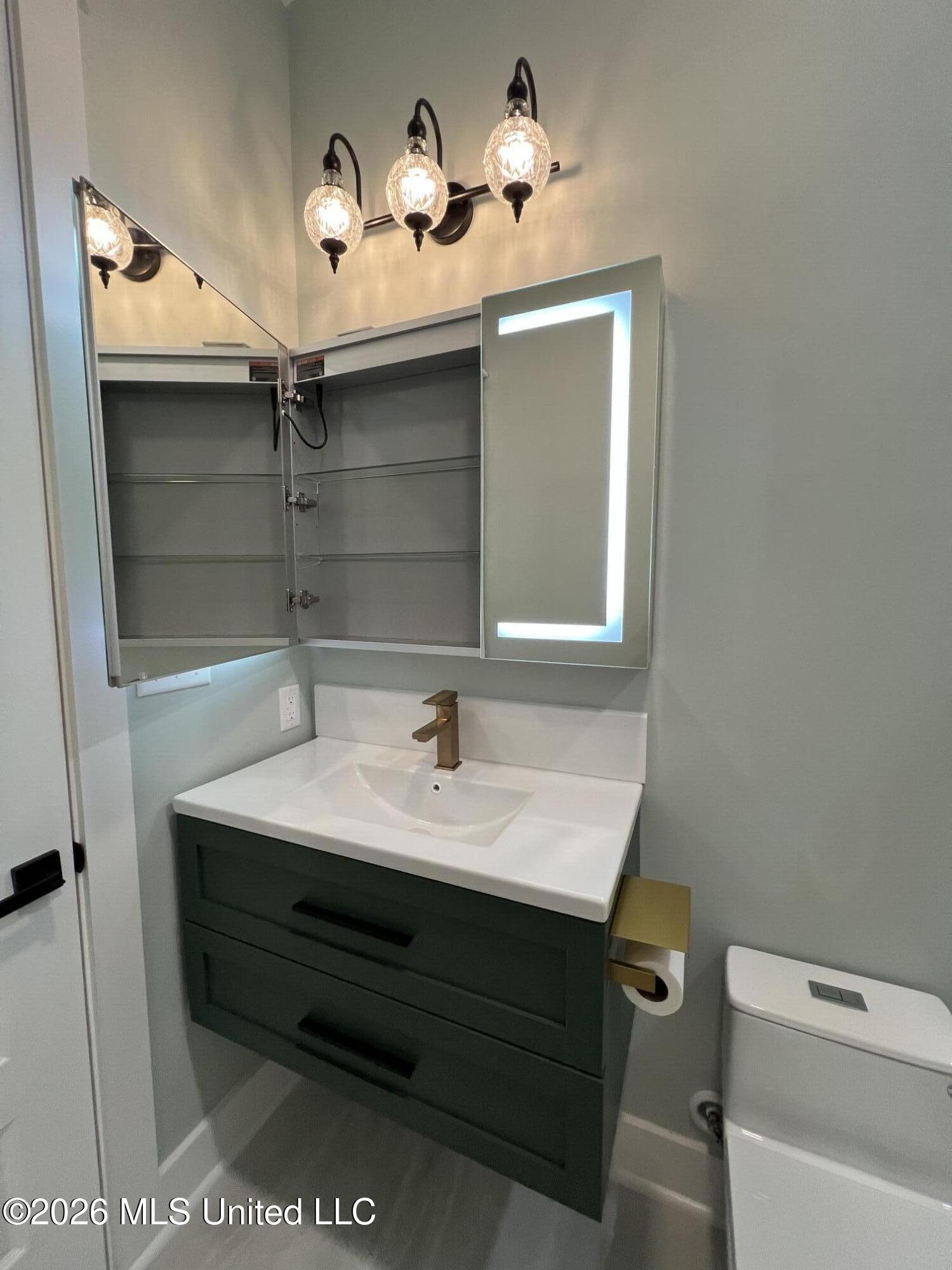 120 Grosvenor Place Property Photo 43