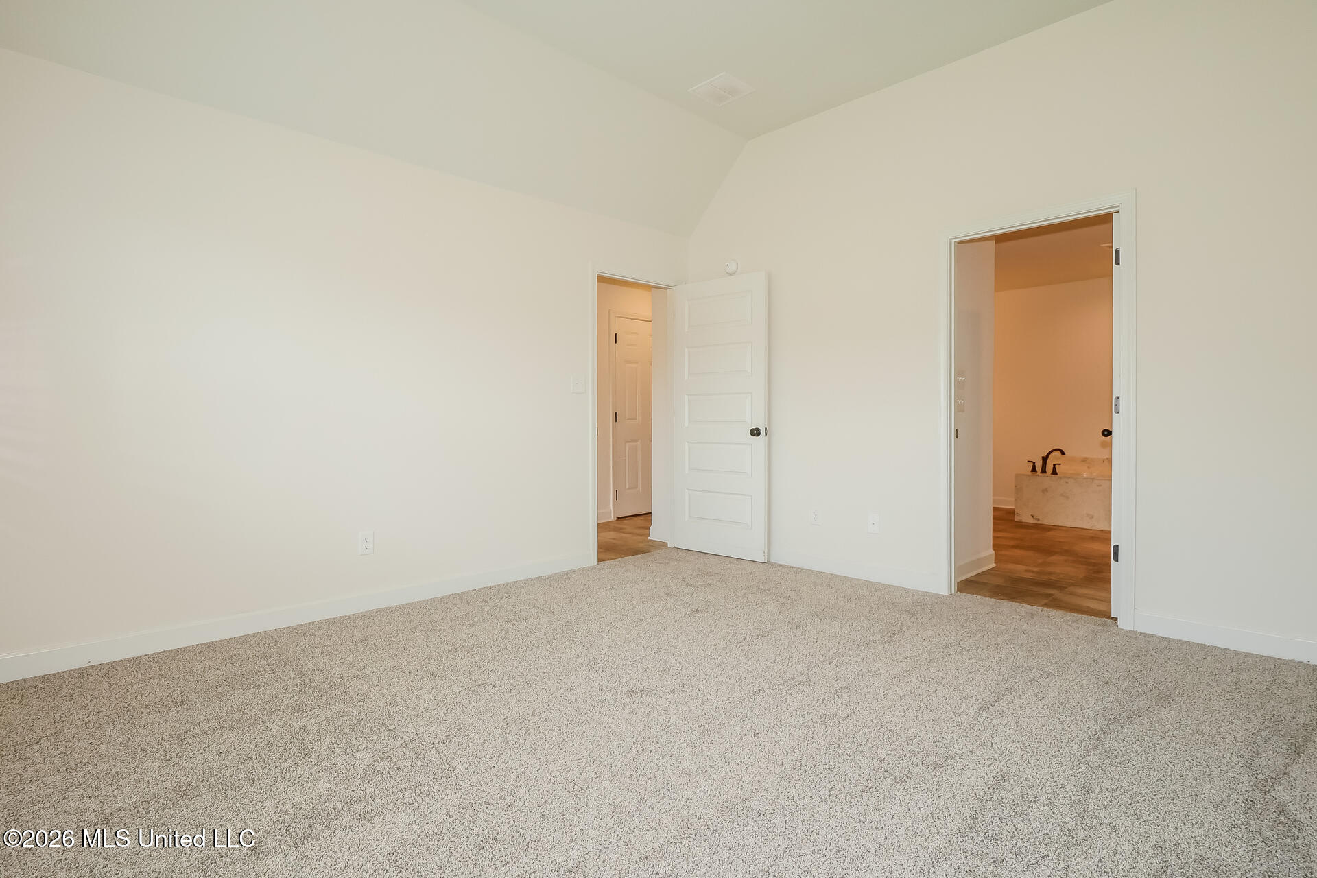 1225 Mcmillan Road Property Photo 4