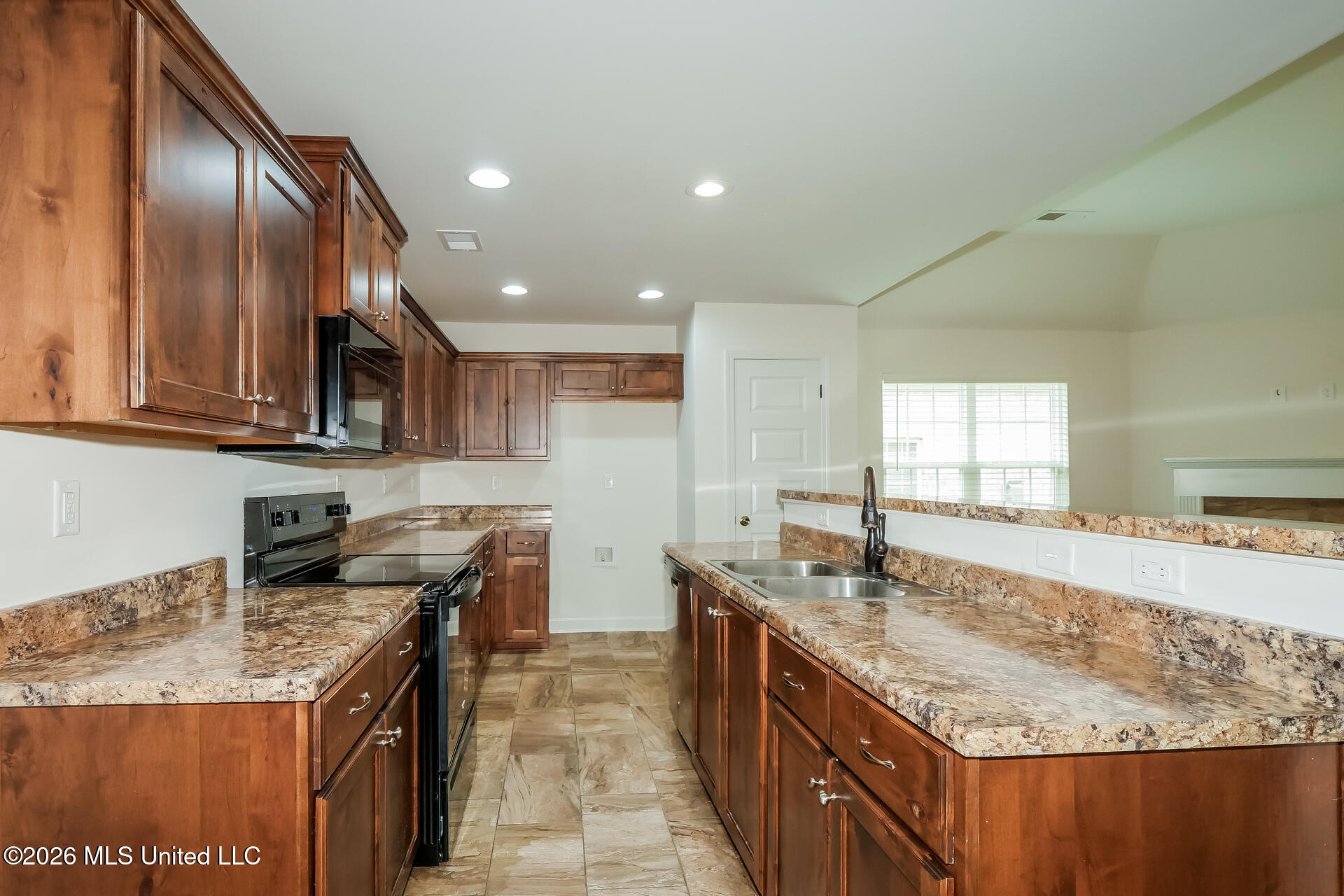 1225 Mcmillan Road Property Photo 14