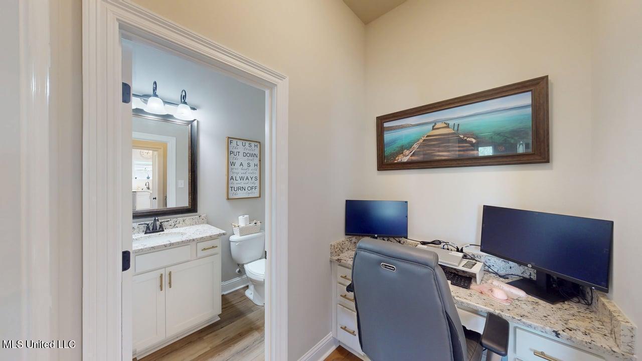 12023 Michael Grace Drive Property Photo 13