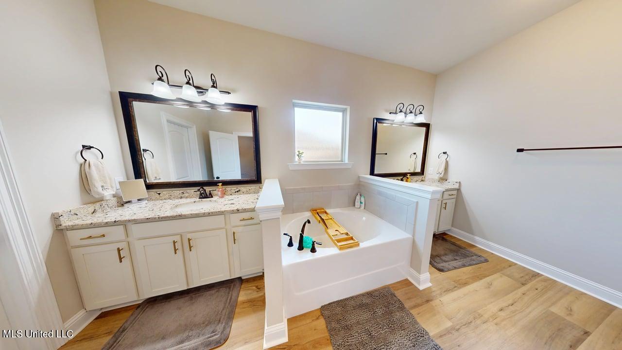 12023 Michael Grace Drive Property Photo 16