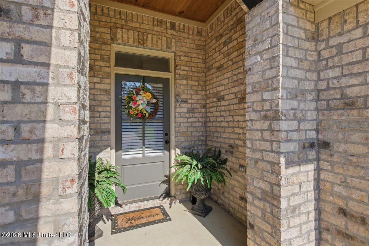 244 Hemingway Circle Property Photo 5
