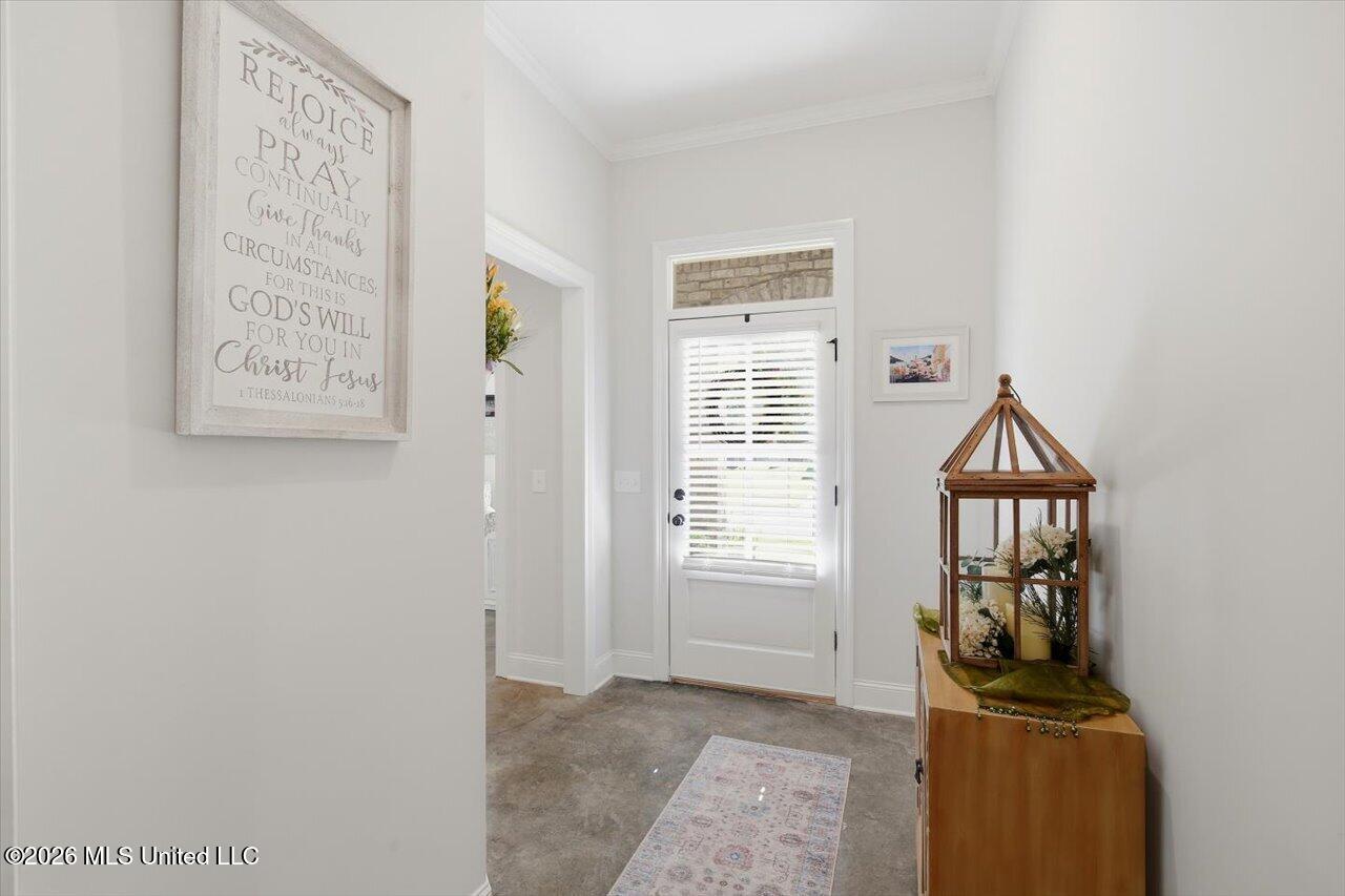 244 Hemingway Circle Property Photo 6