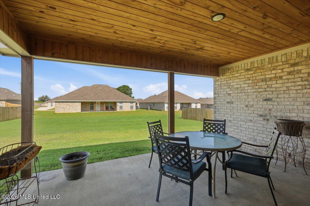 244 Hemingway Circle Property Photo 31