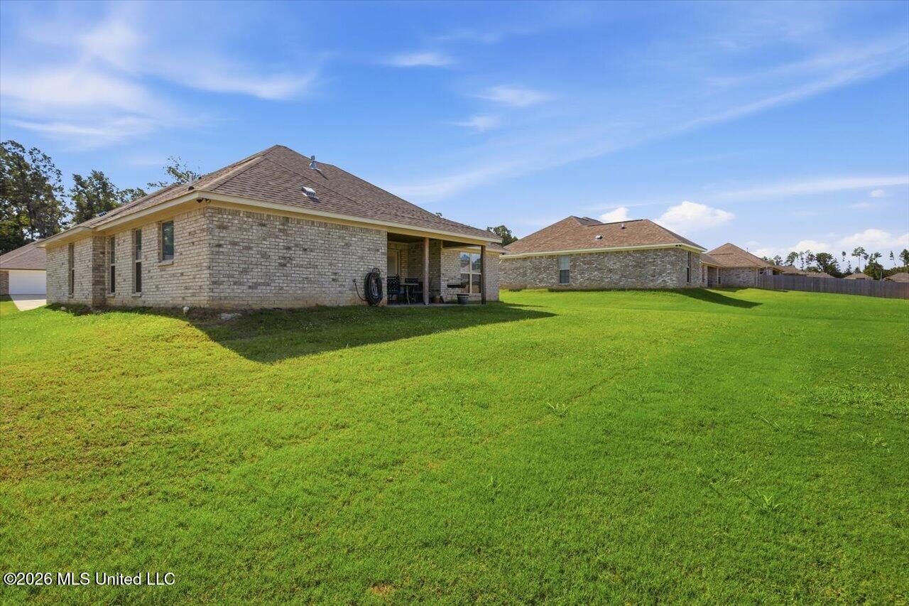 244 Hemingway Circle Property Photo 34