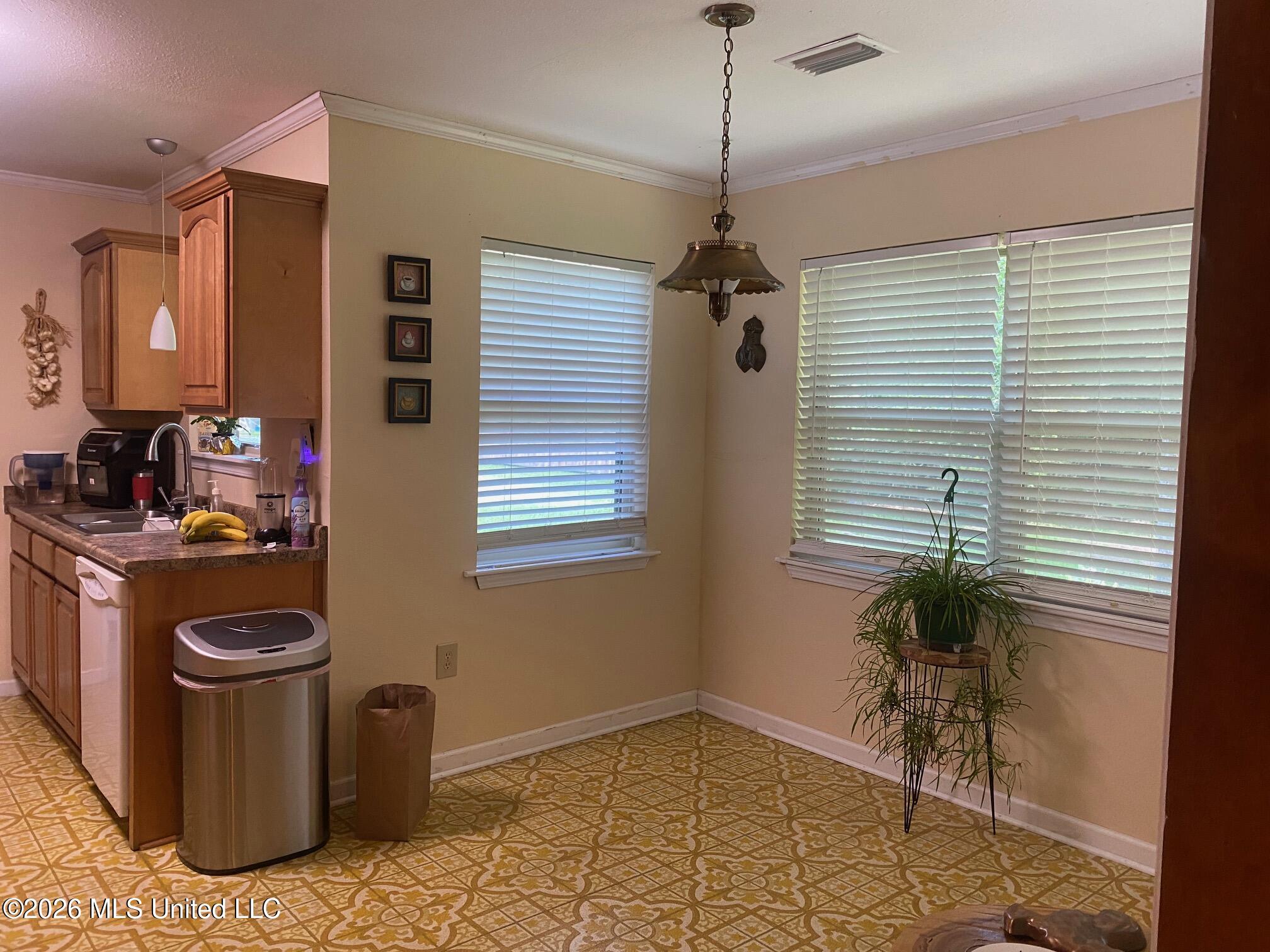 63737 N Diamondhead Drive Property Photo 17