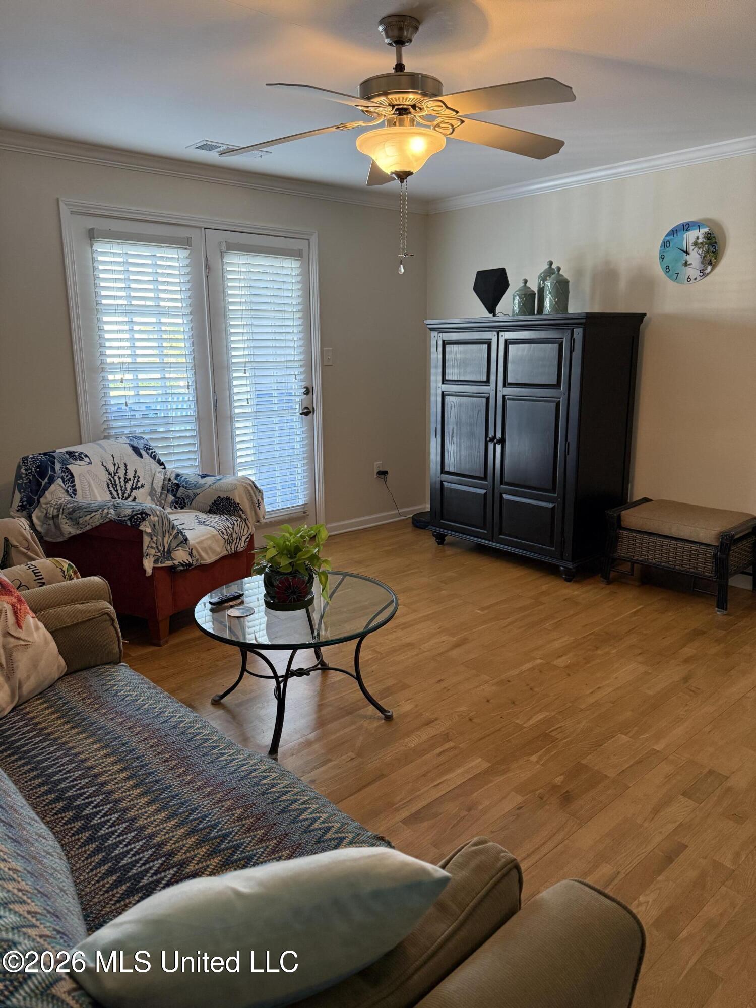 2421 Beachview Drive Property Photo 7