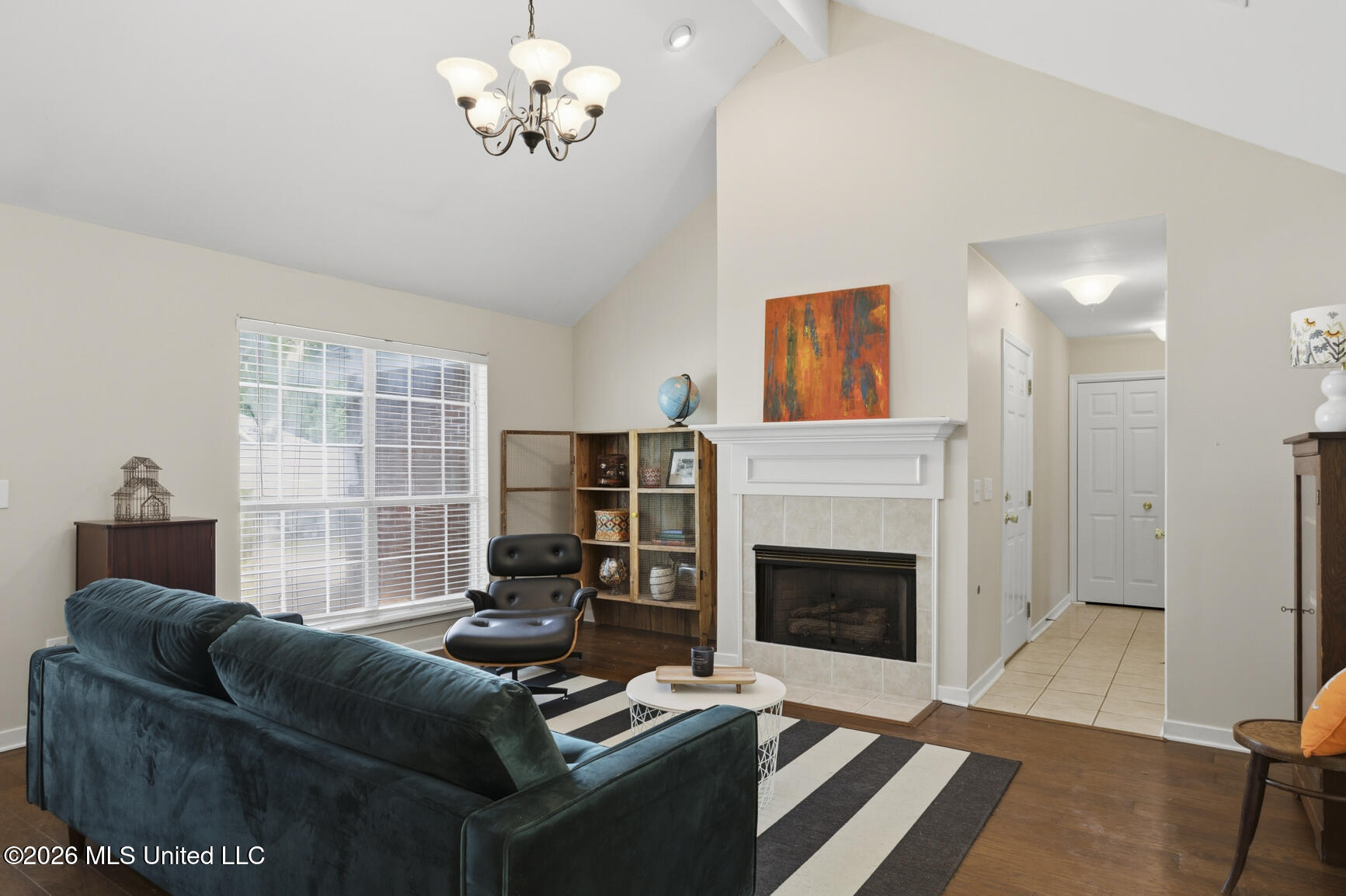 338 Willow Bay Drive Property Photo 4