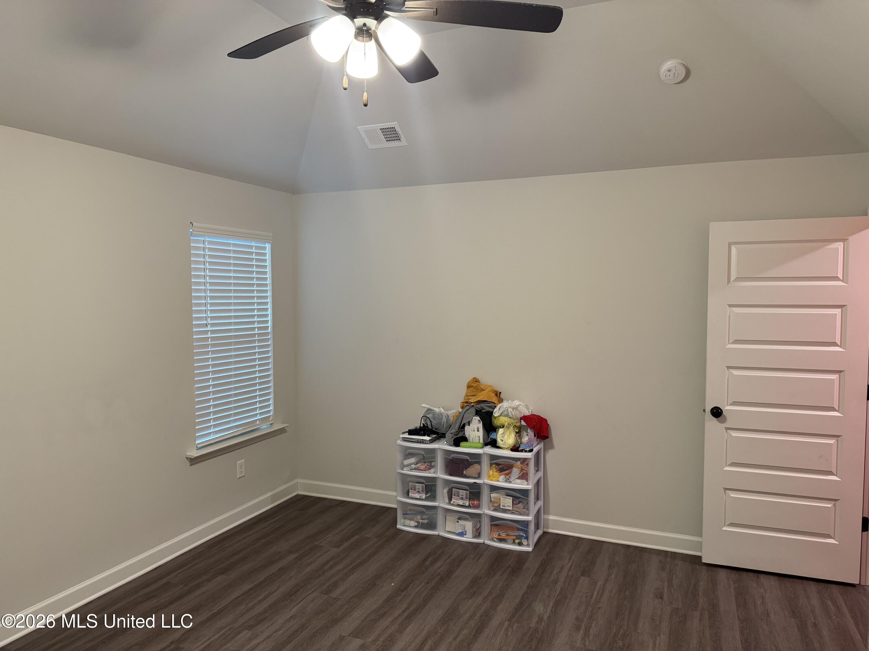 8616 Hayes Drive Property Photo 7