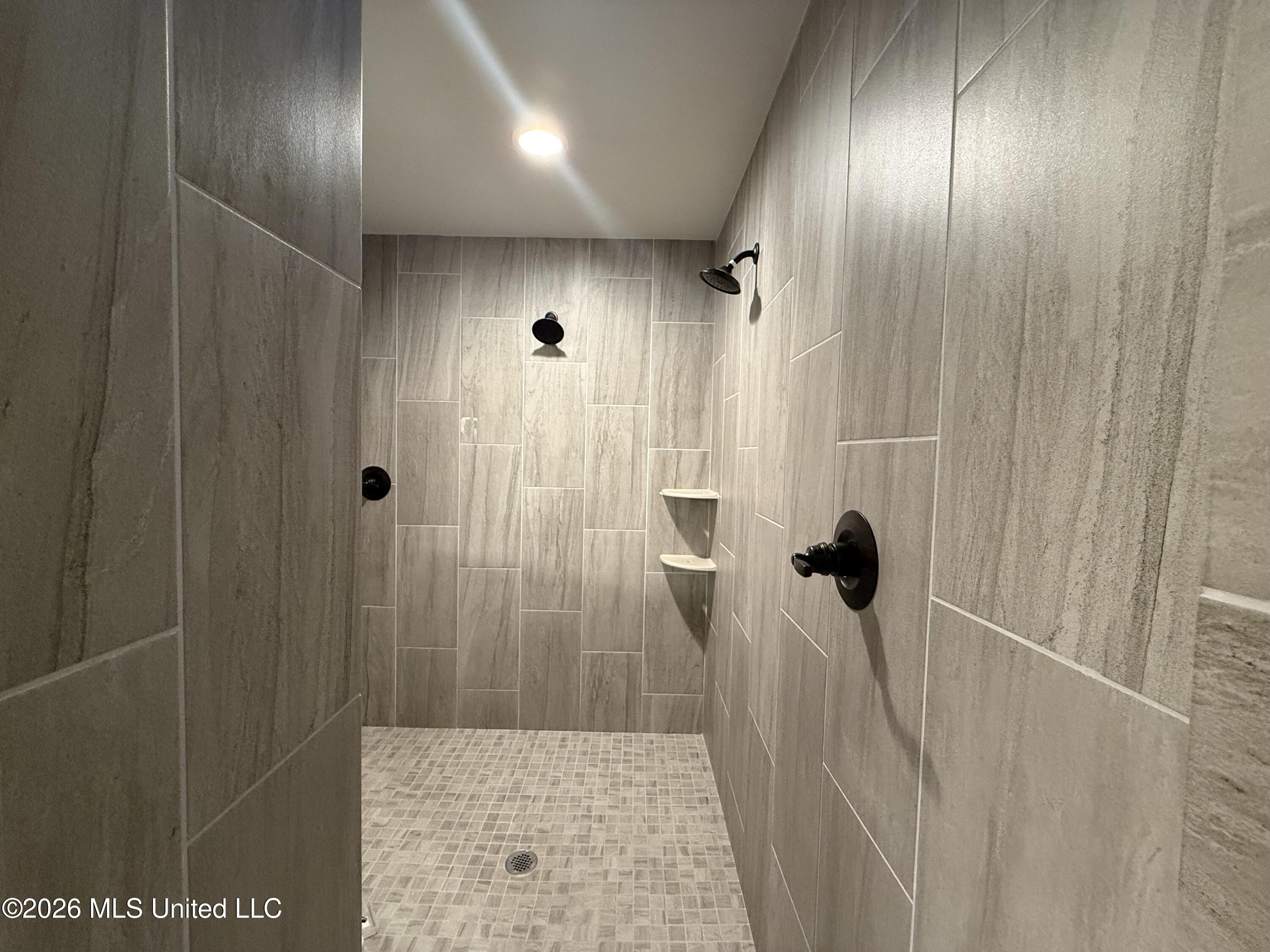 8616 Hayes Drive Property Photo 10