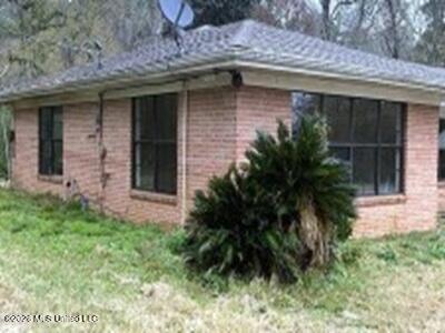 81 Henry Cox Road Property Photo 2