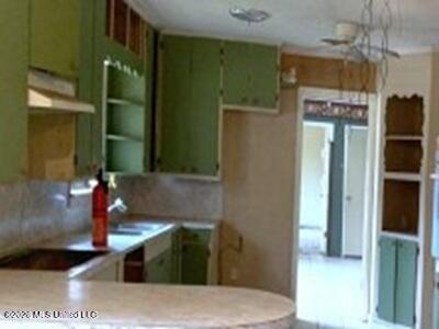 81 Henry Cox Road Property Photo 5