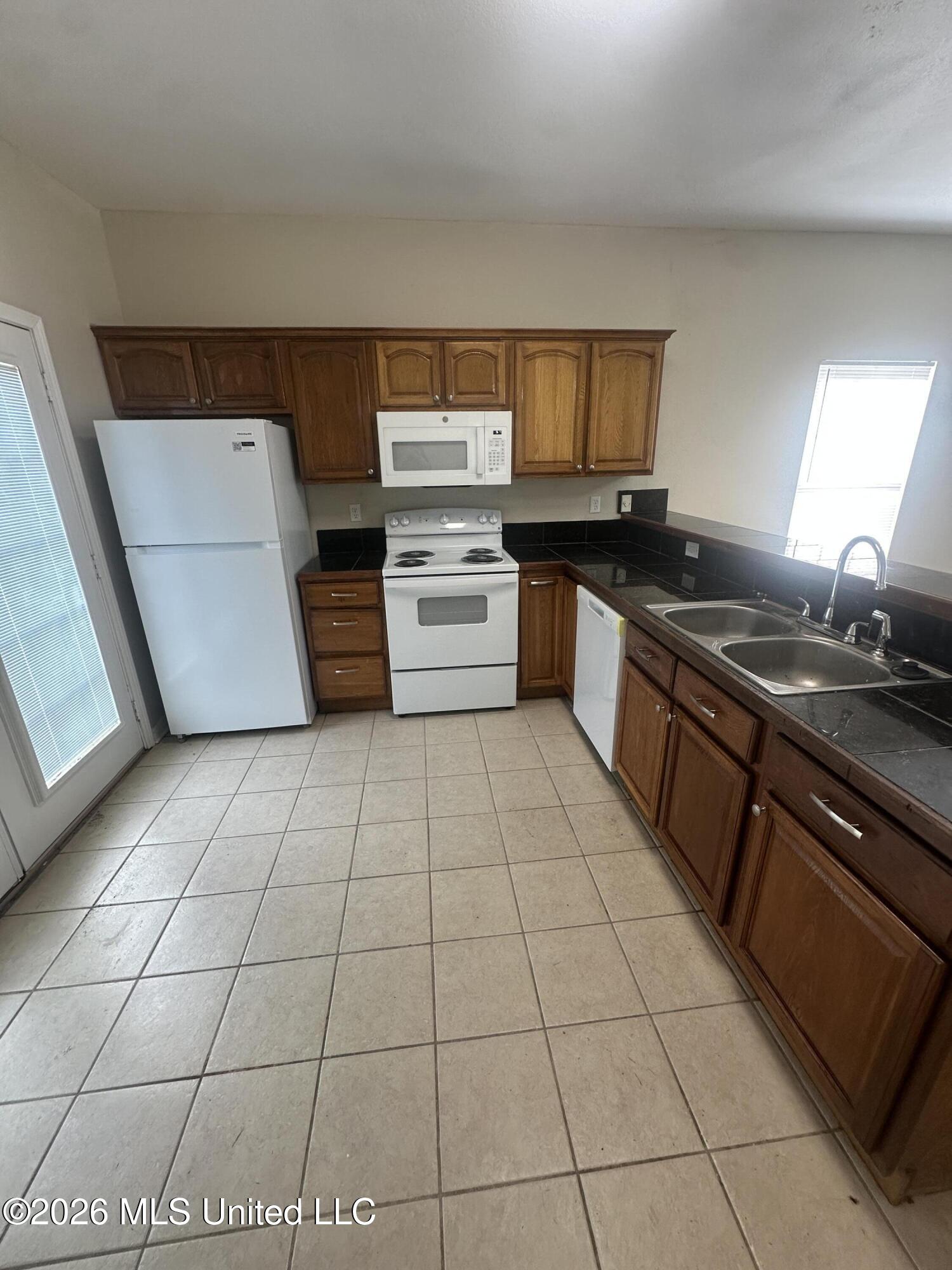 6024 E Oktibbeha Street Property Photo 4