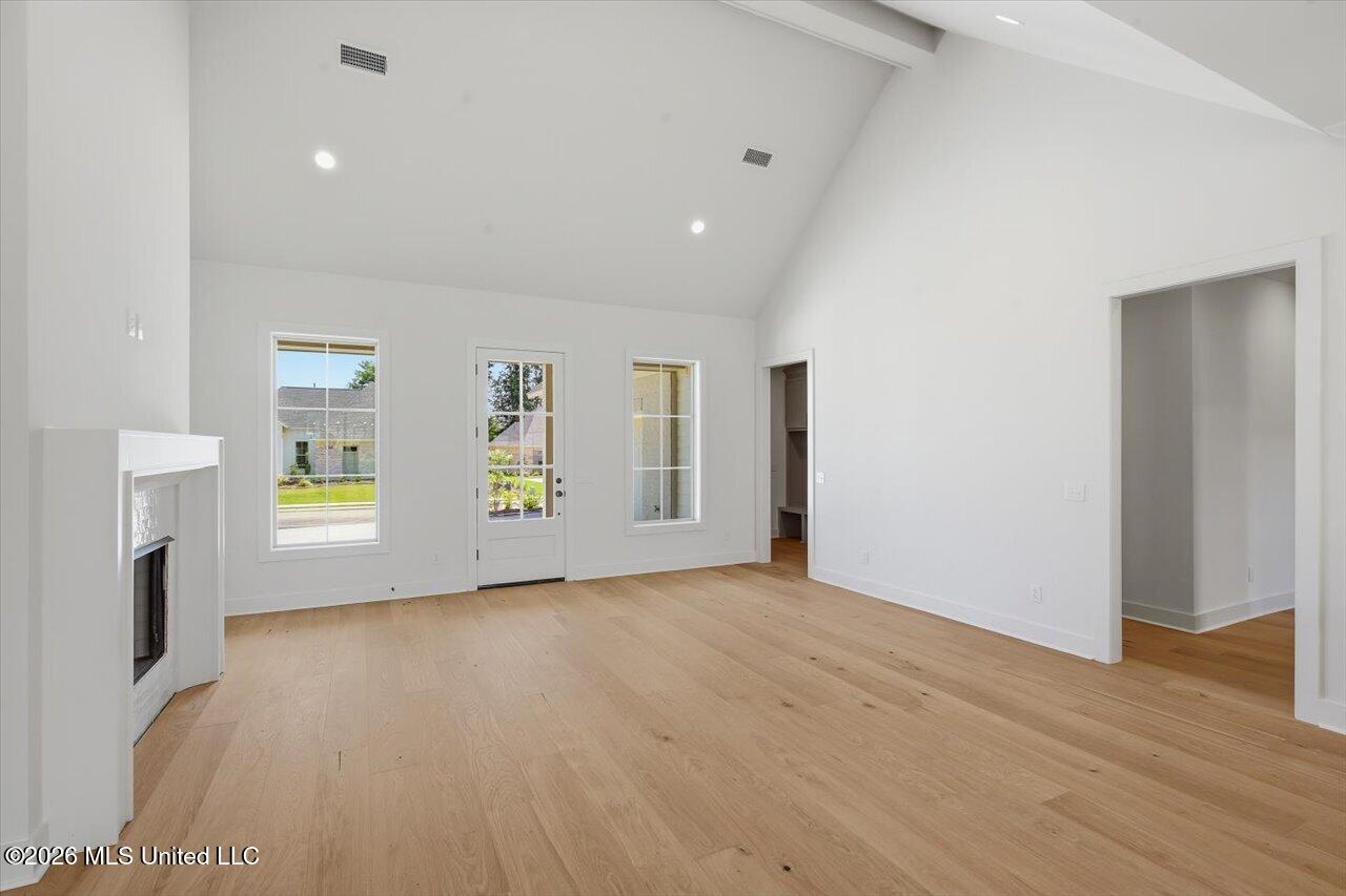 203 Benners Lane Property Photo 11