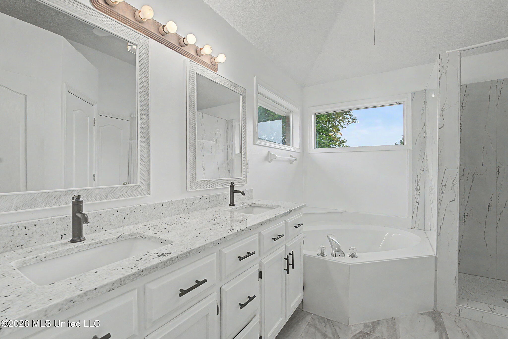 7443 Acree Lane Property Photo 8