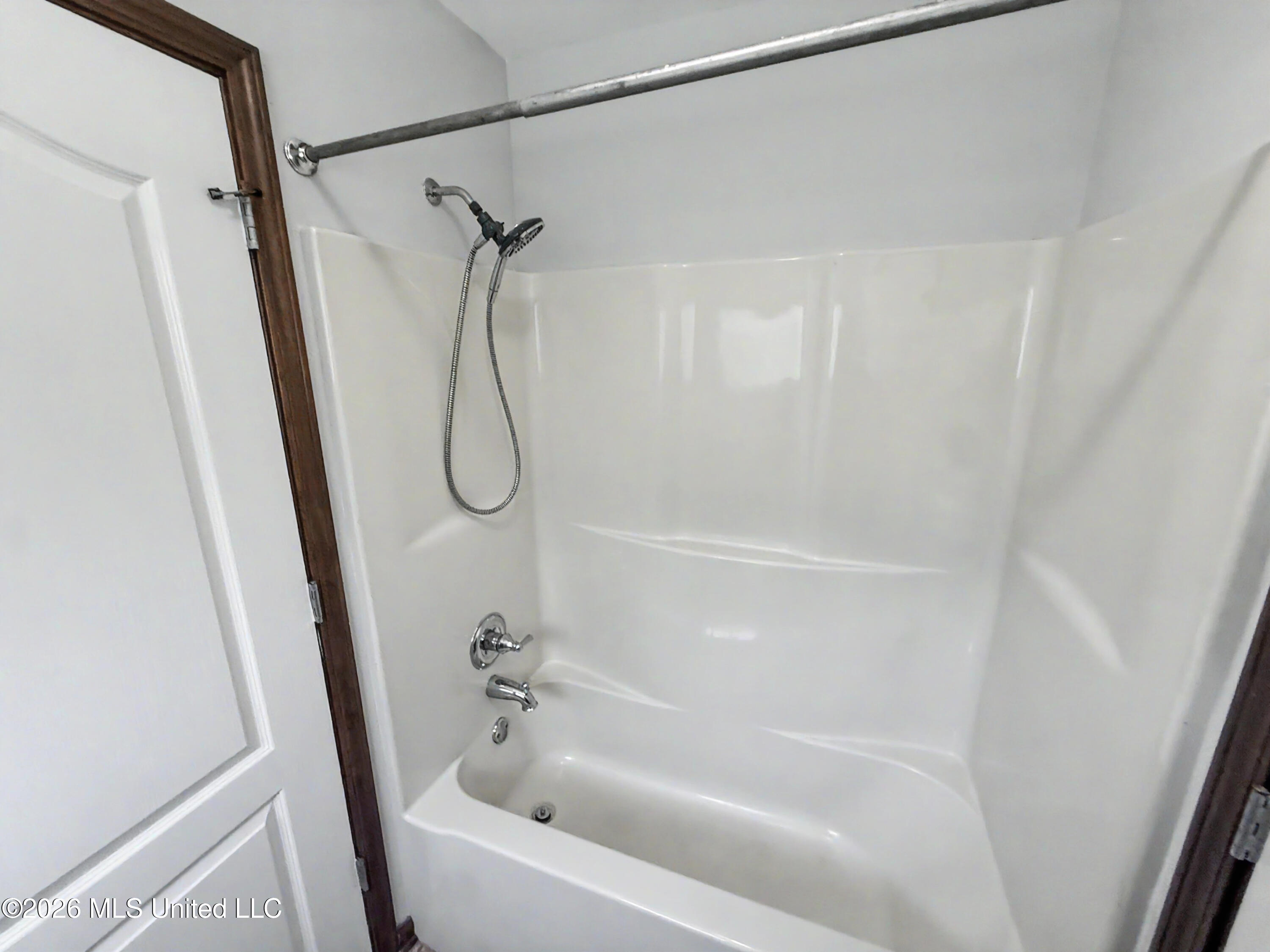 7632 Holly Springs Road Property Photo 22