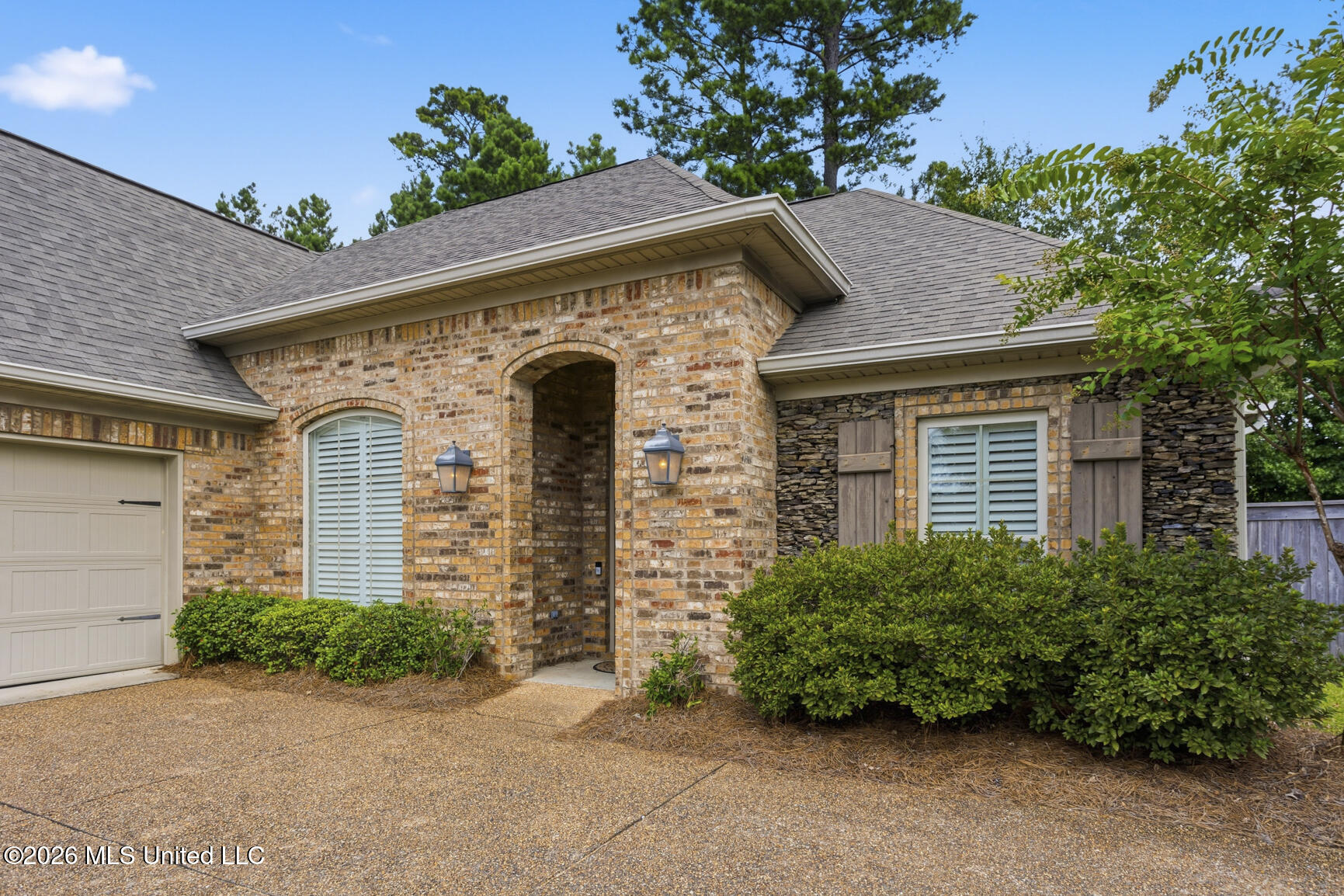 120 Provonce Park Property Photo 2