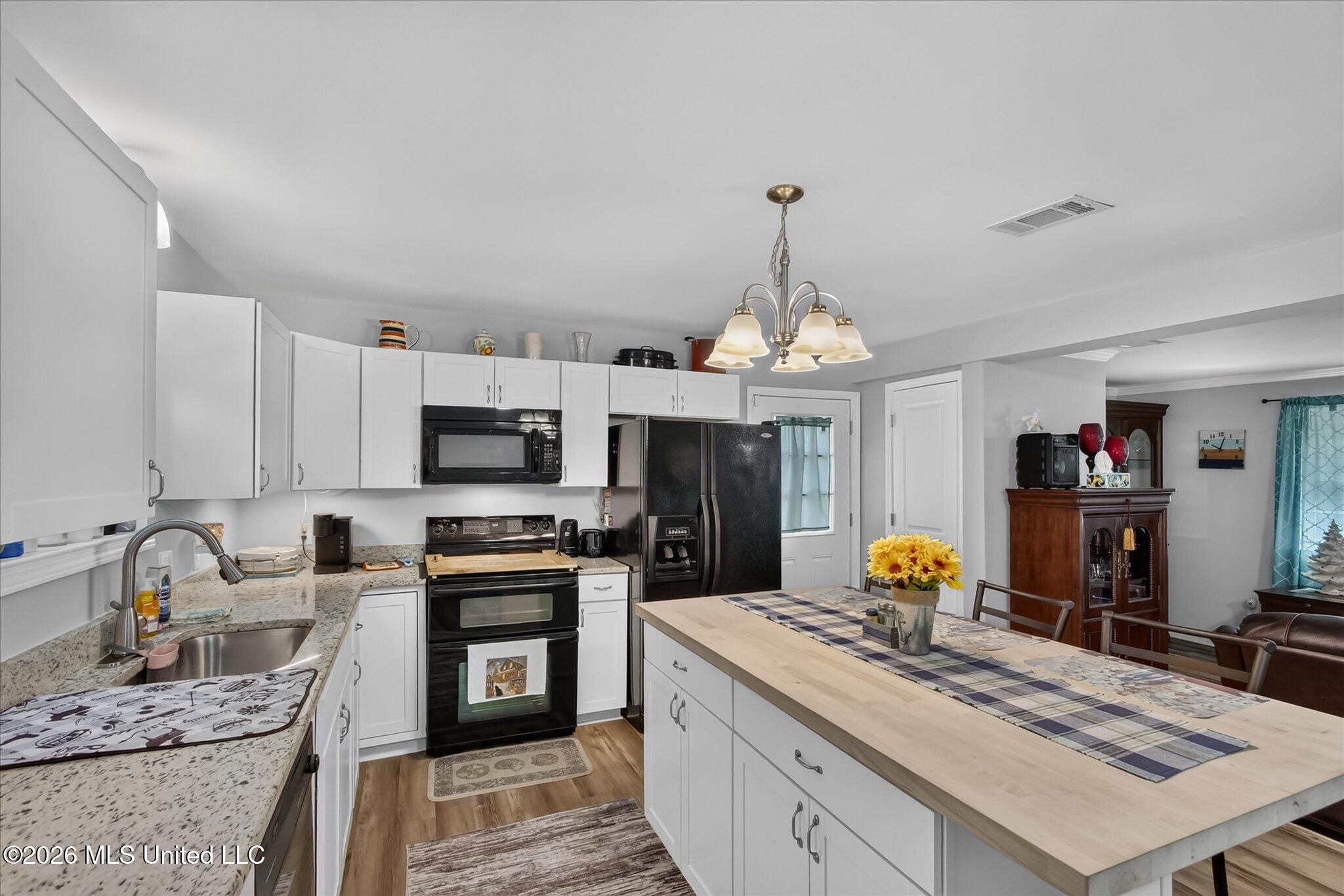 259 Trout Street Property Photo 12