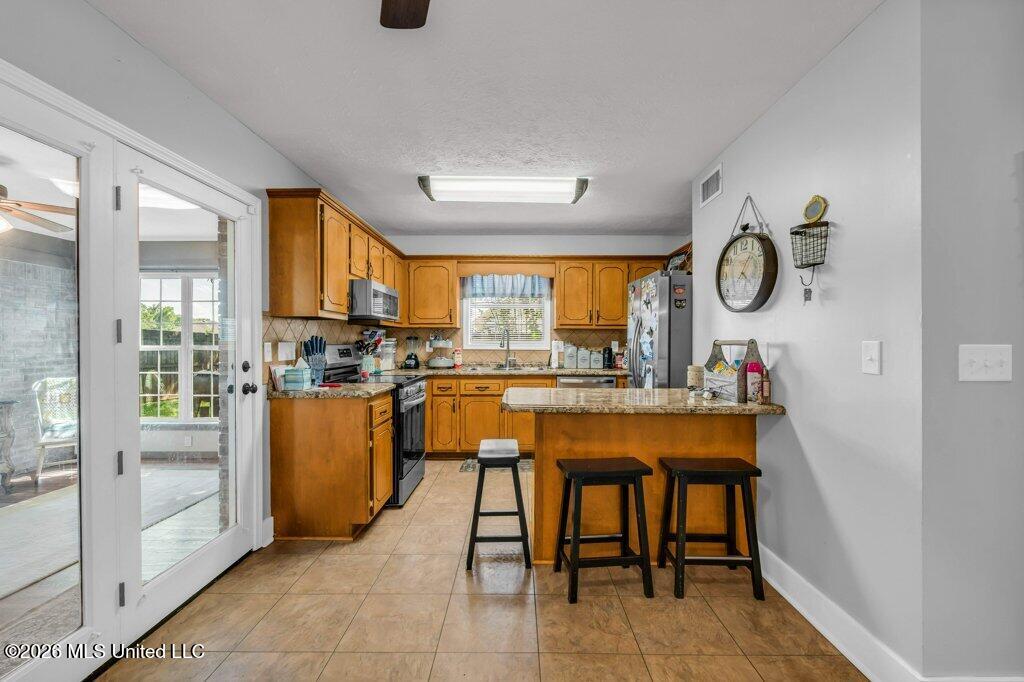 108 Countryside Lane Property Photo 11
