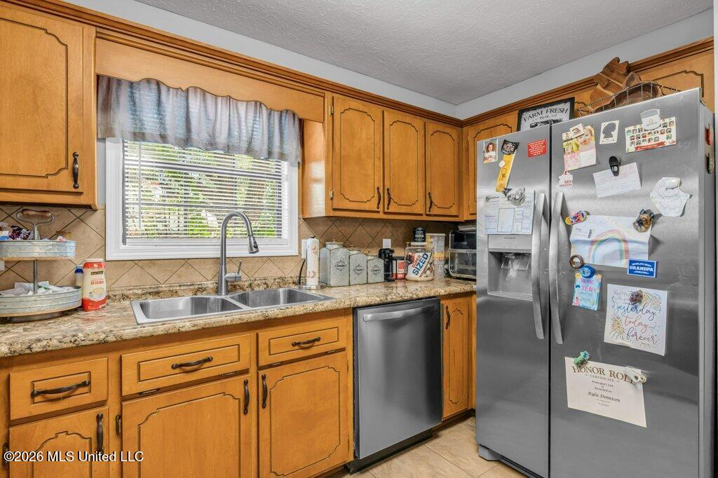 108 Countryside Lane Property Photo 12