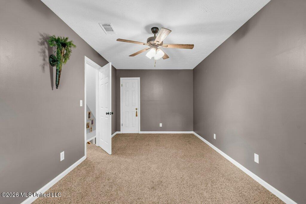 108 Countryside Lane Property Photo 22