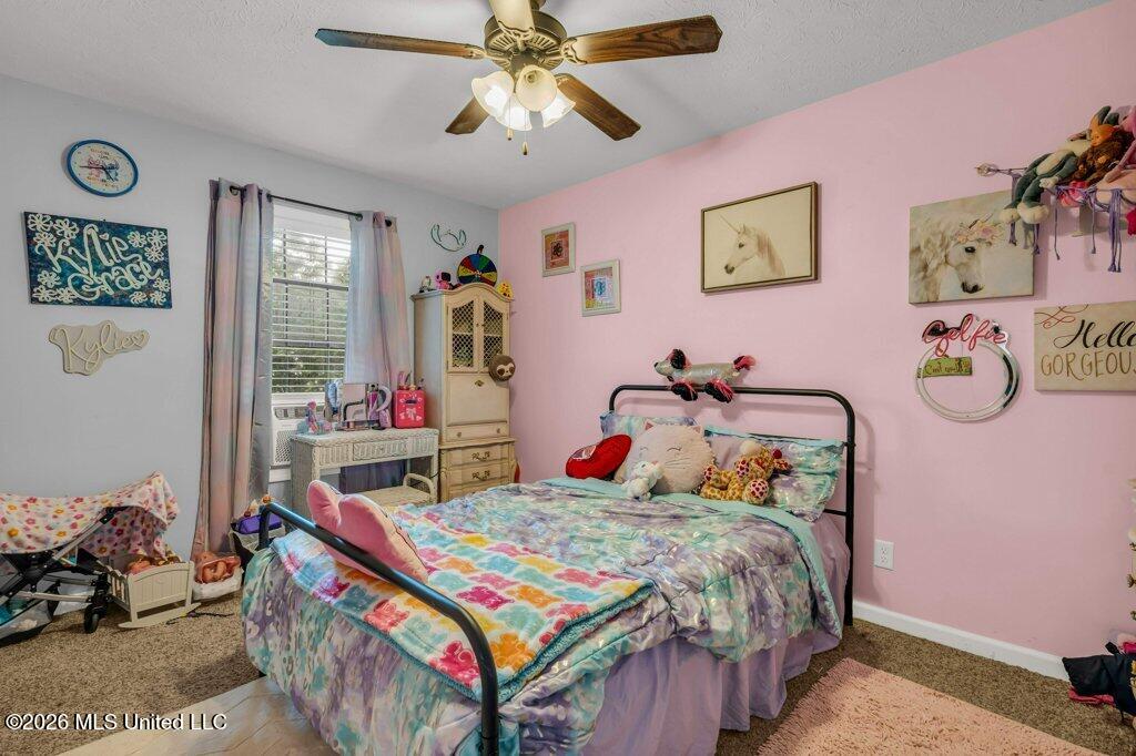 108 Countryside Lane Property Photo 23