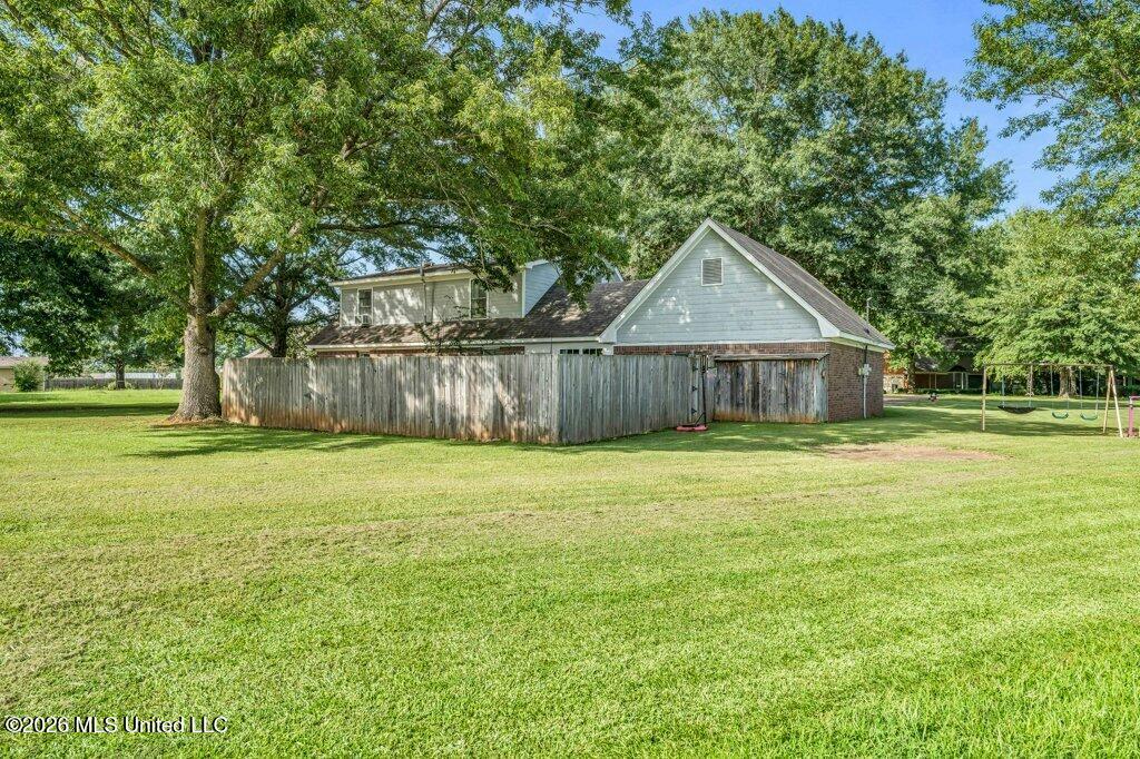 108 Countryside Lane Property Photo 33