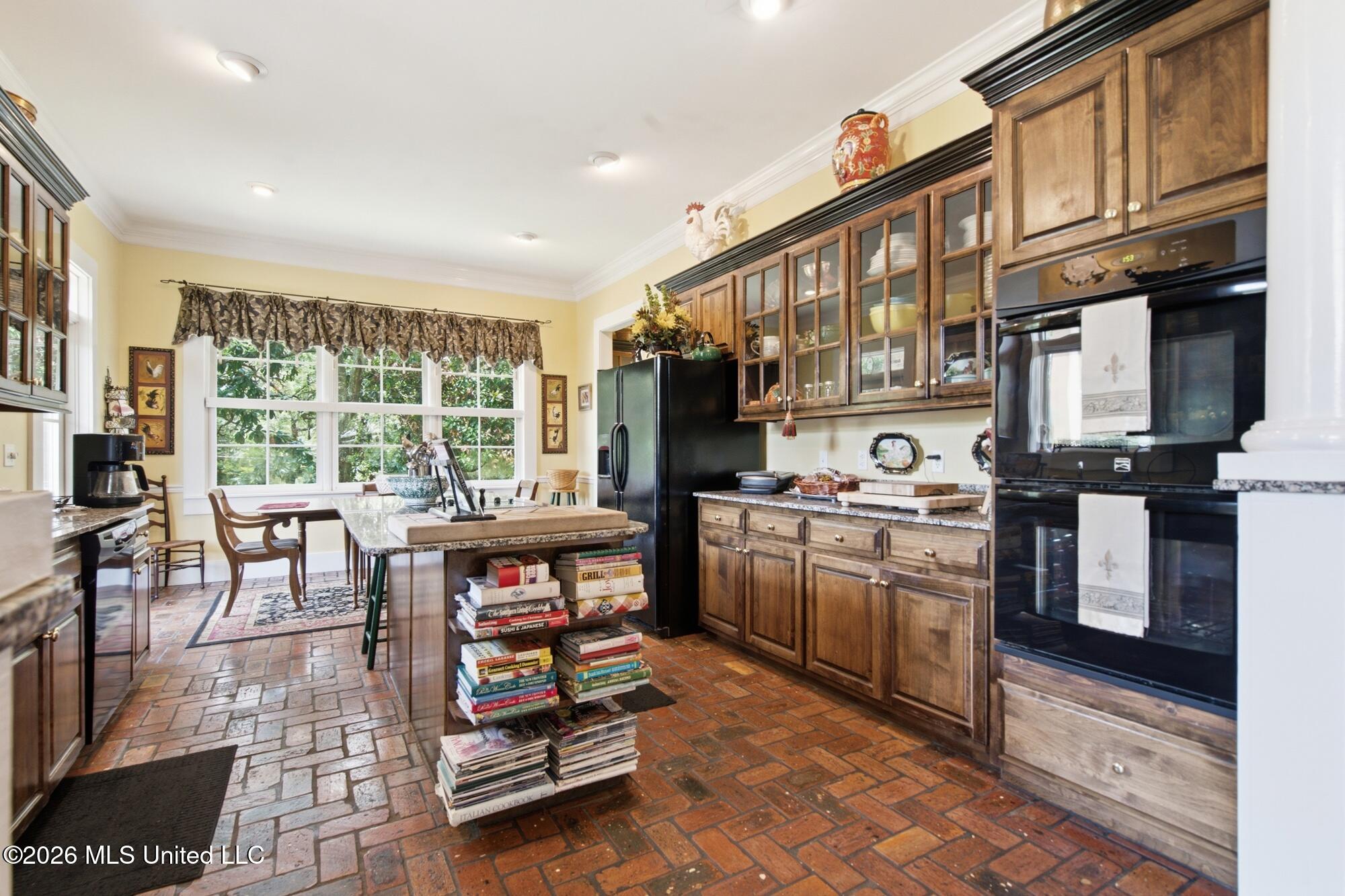 1409 Ladnier Road Property Photo 5